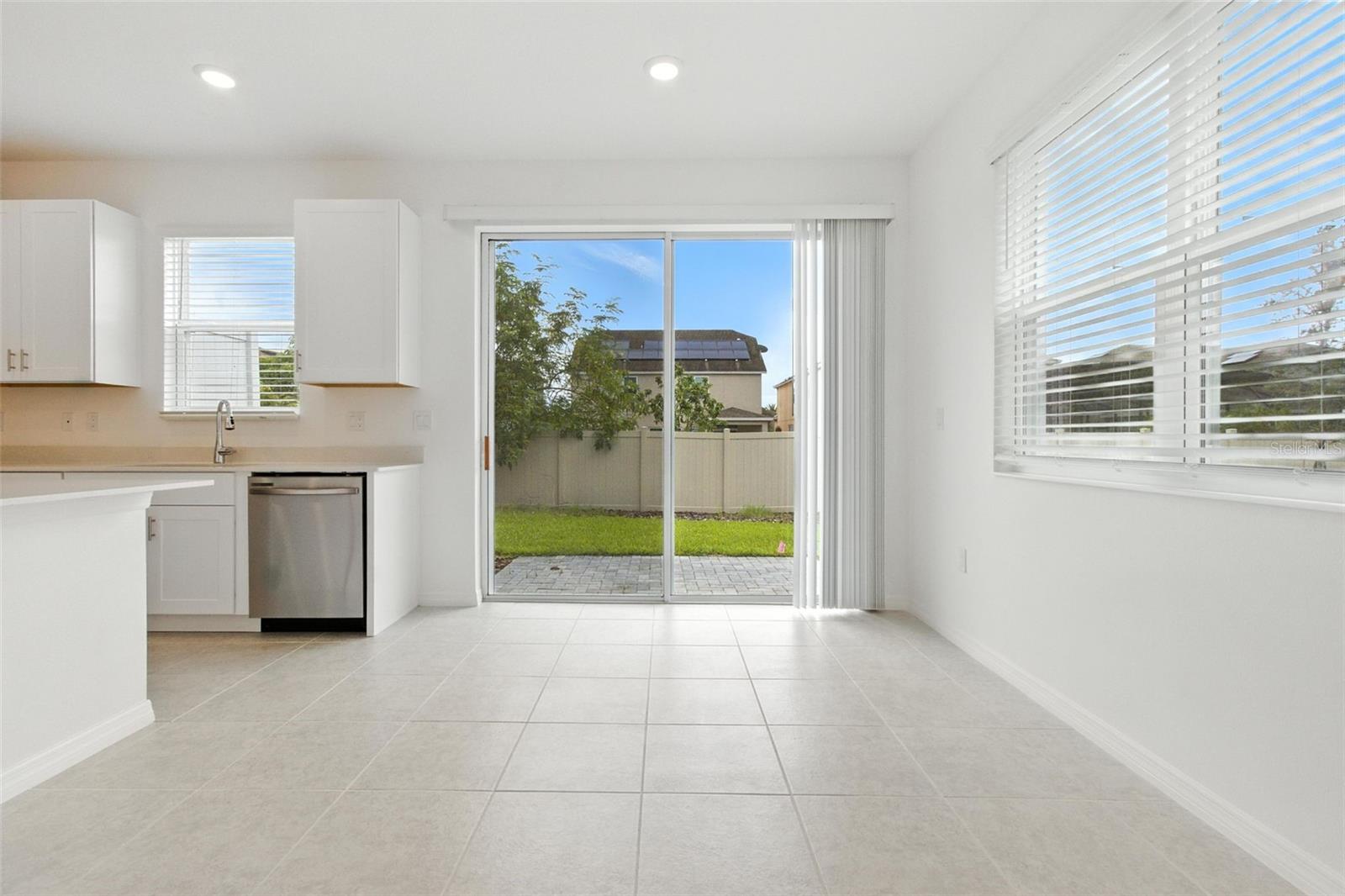Image 8 of 37 For 1255 Stockwell Avenue