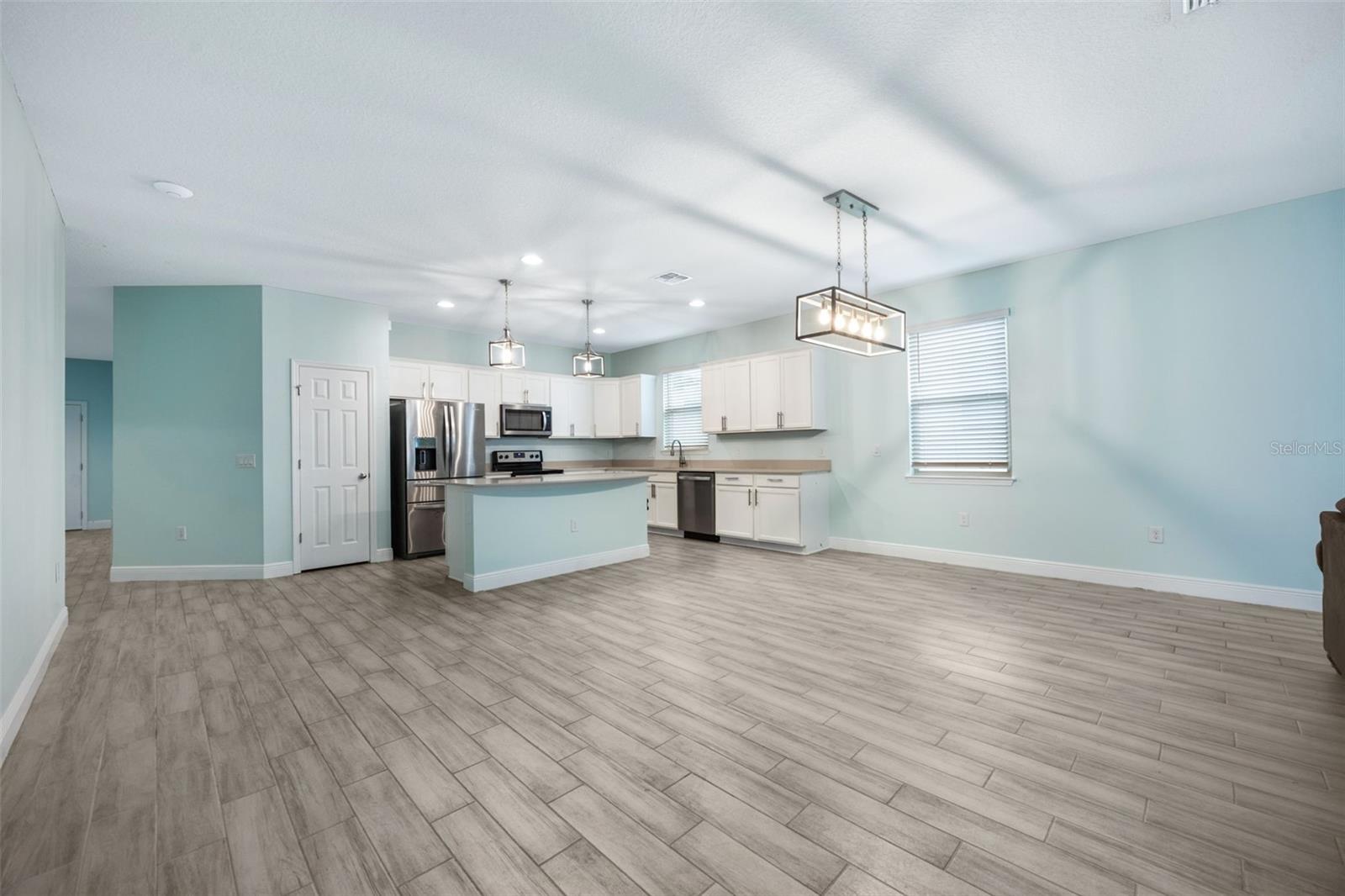 Image 12 of 39 For 3617 Vega Creek Drive