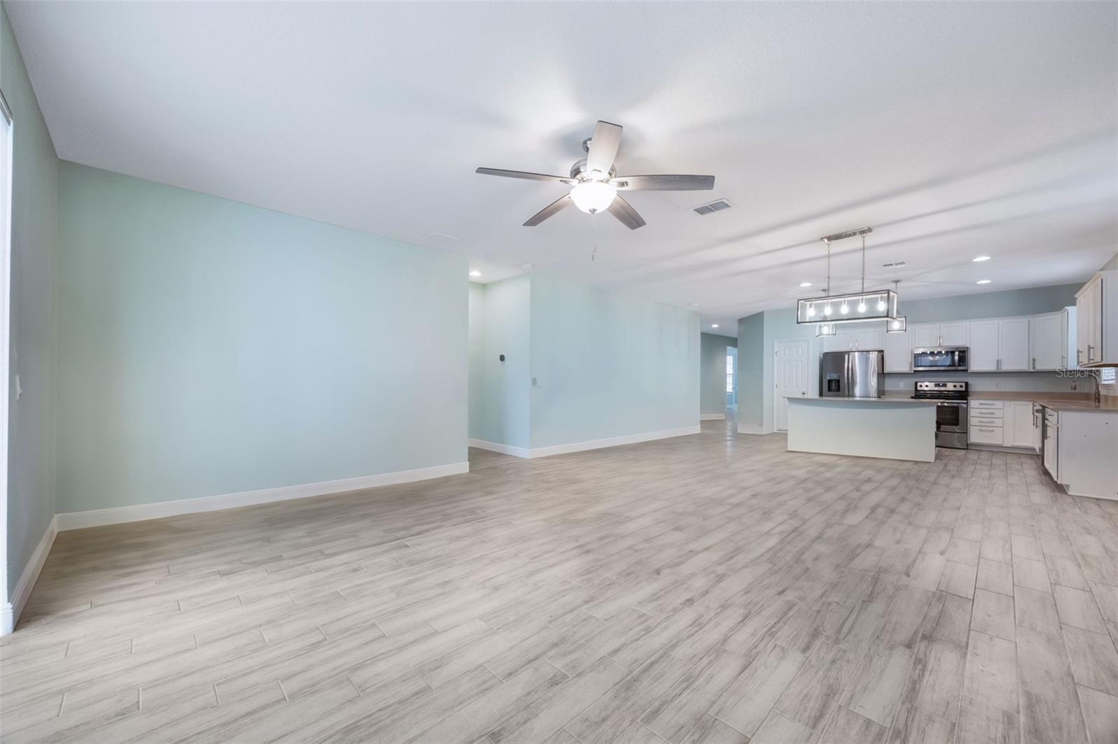 Image 15 of 39 For 3617 Vega Creek Drive