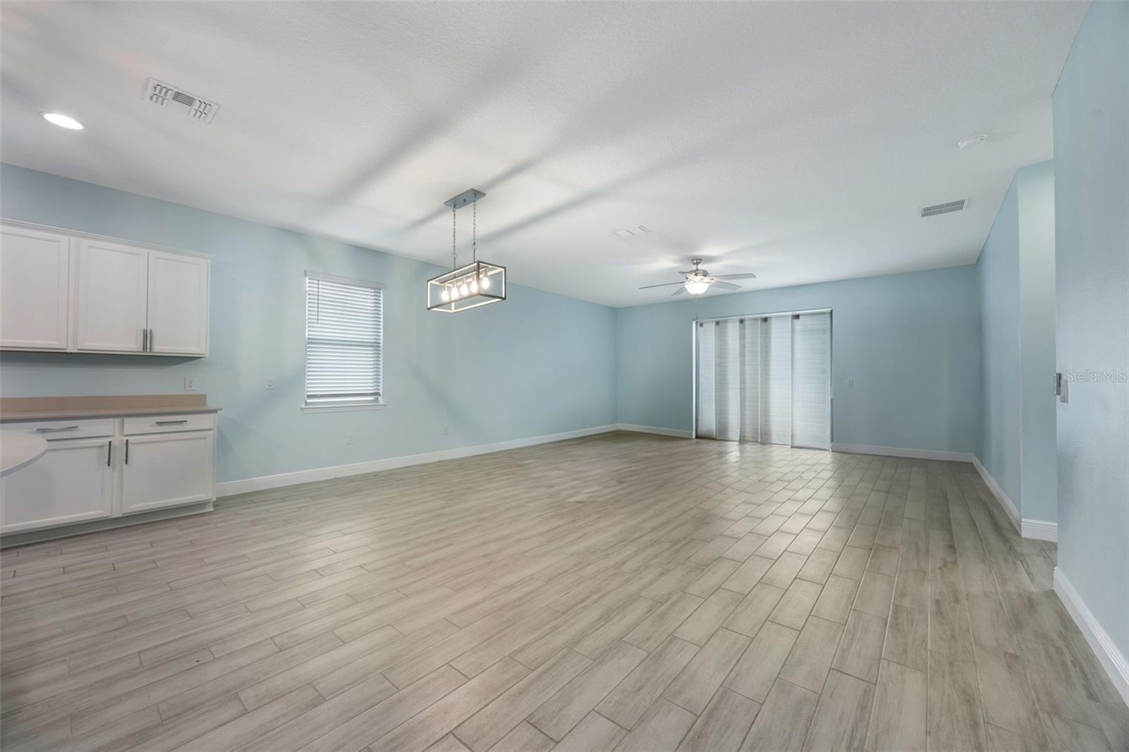 Image 17 of 39 For 3617 Vega Creek Drive