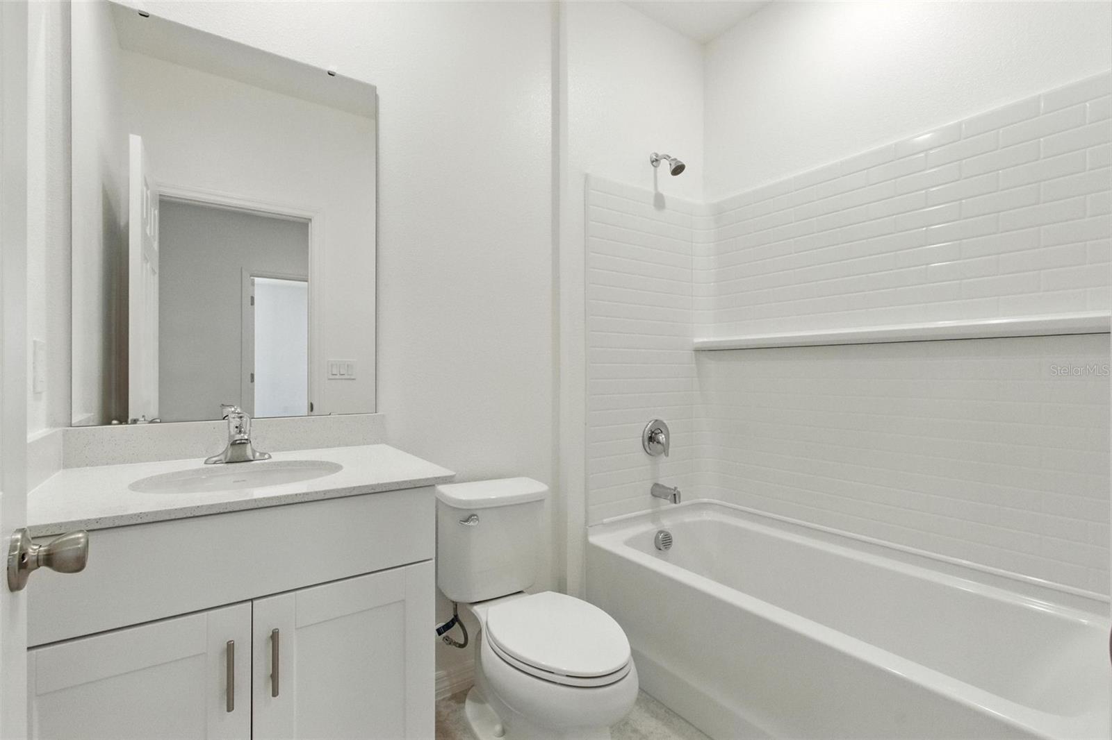 Image 26 of 37 For 1263 Stockwell Avenue
