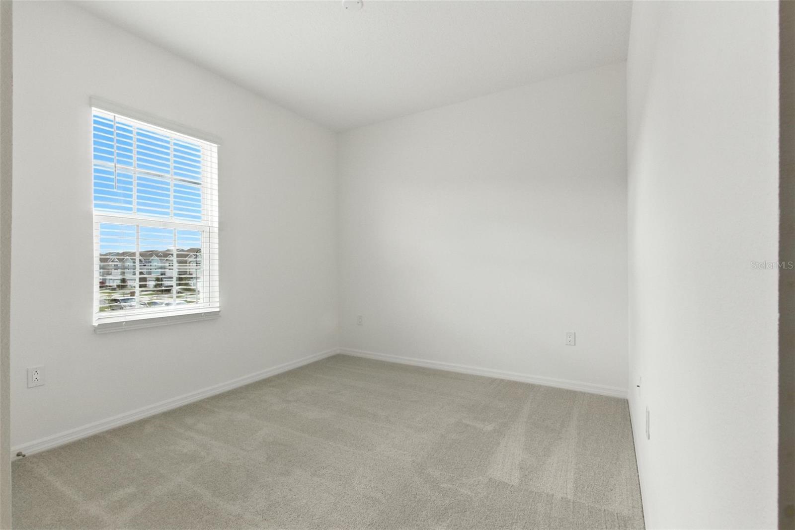 Image 21 of 37 For 1267 Stockwell Avenue