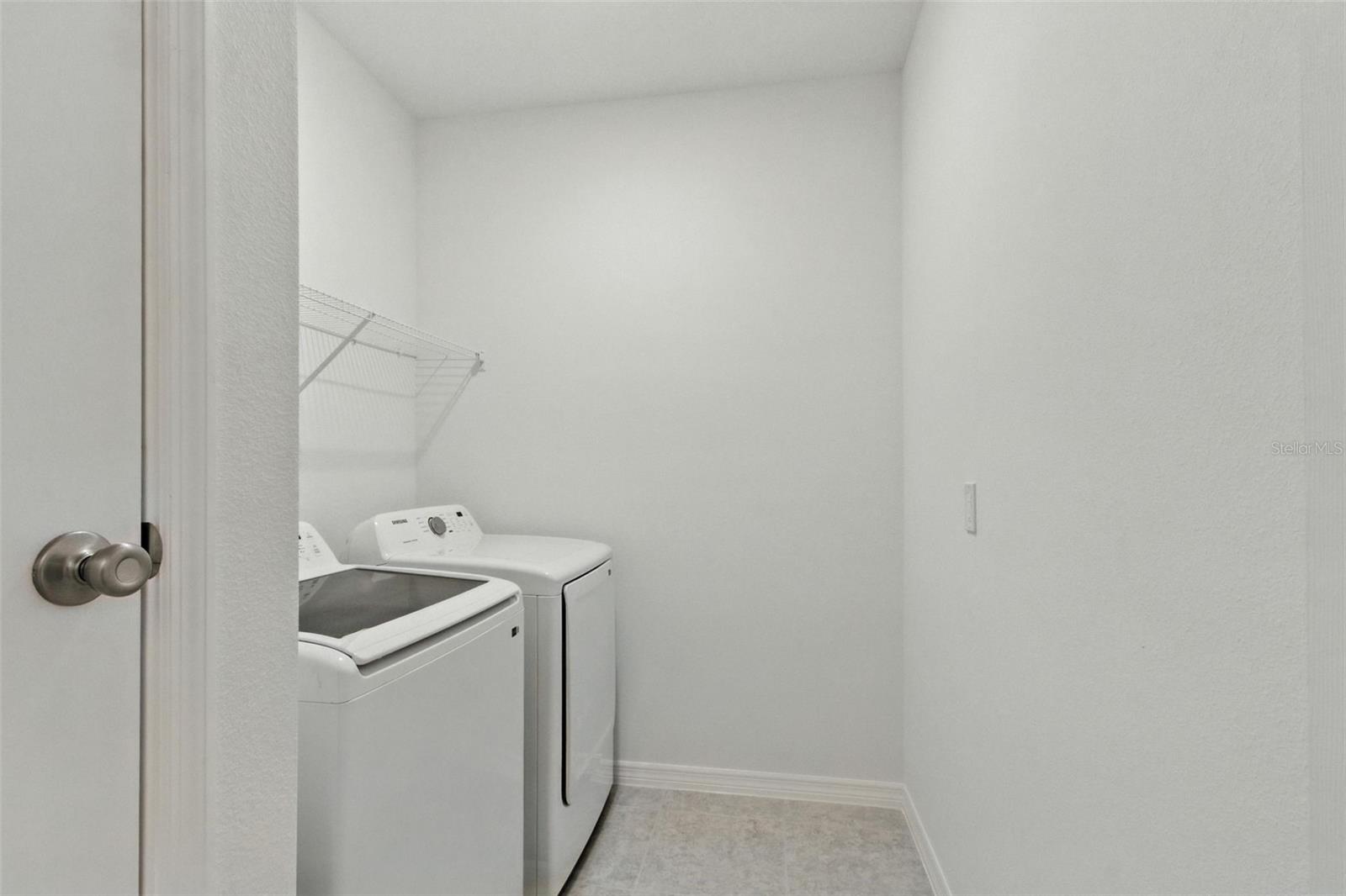 Image 24 of 37 For 1267 Stockwell Avenue
