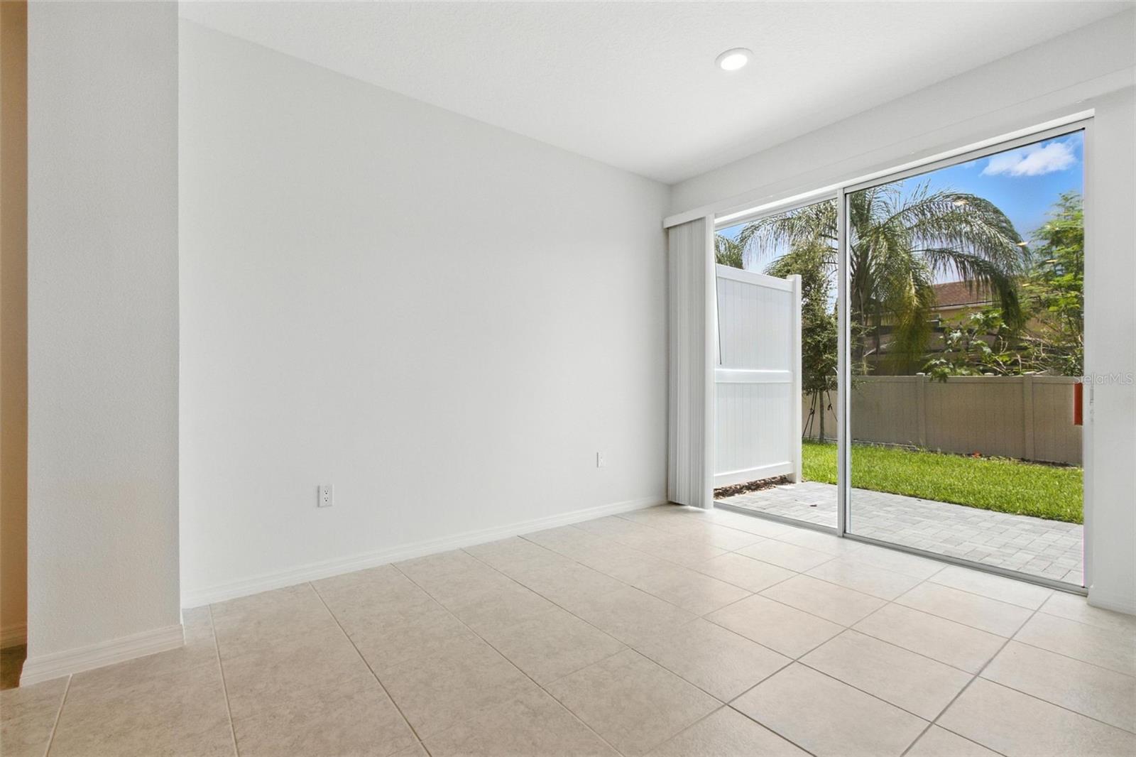 Image 9 of 37 For 1267 Stockwell Avenue