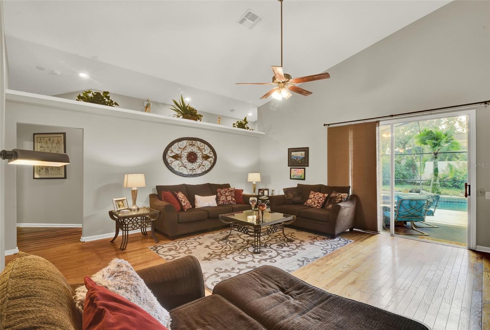 Image 20 of 34 For 813 Winder Oaks Drive