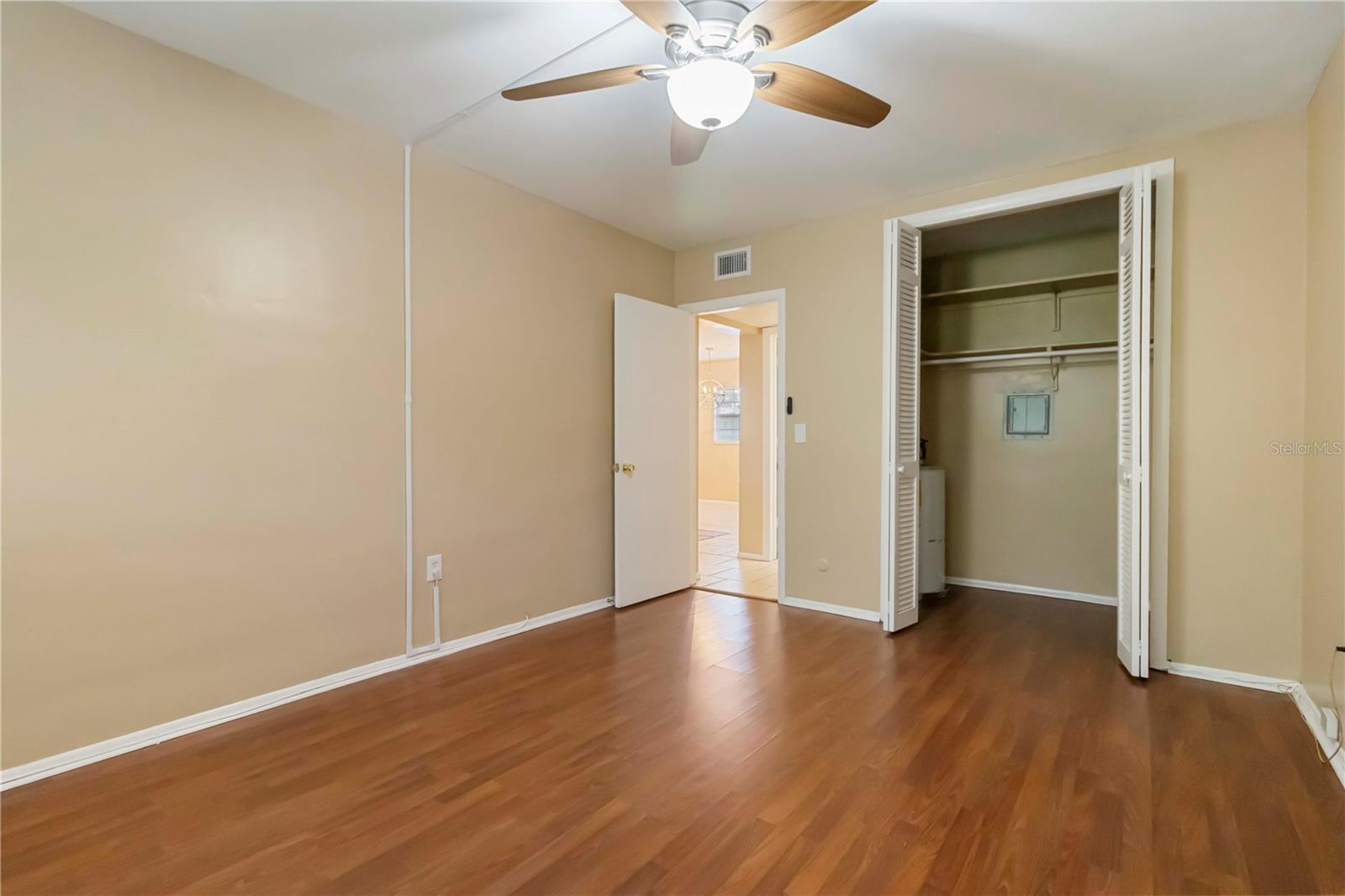 Image 13 of 20 For 1433 Belcher Road G5