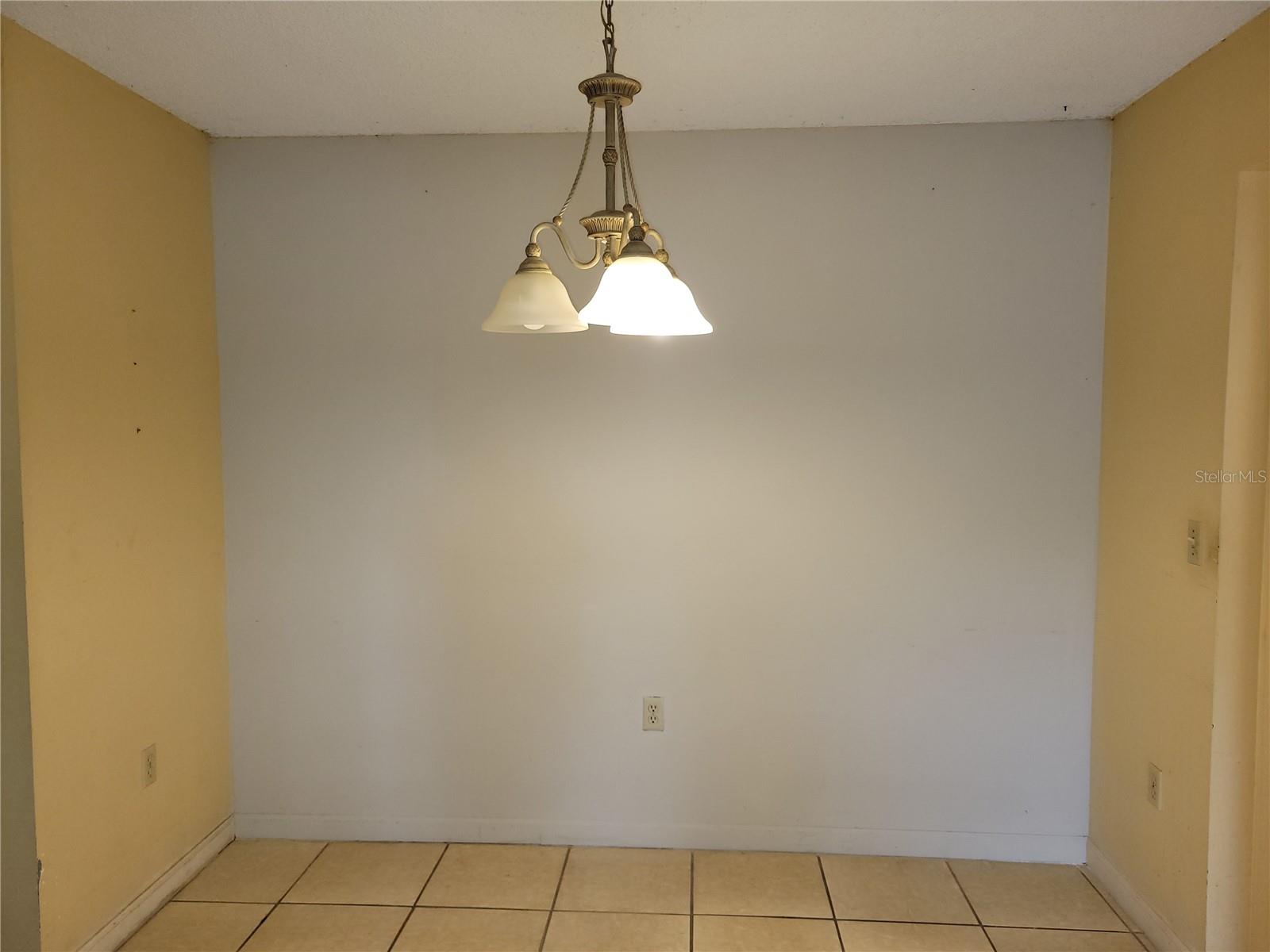 Image 2 of 17 For 6102 Curry Ford Road 103