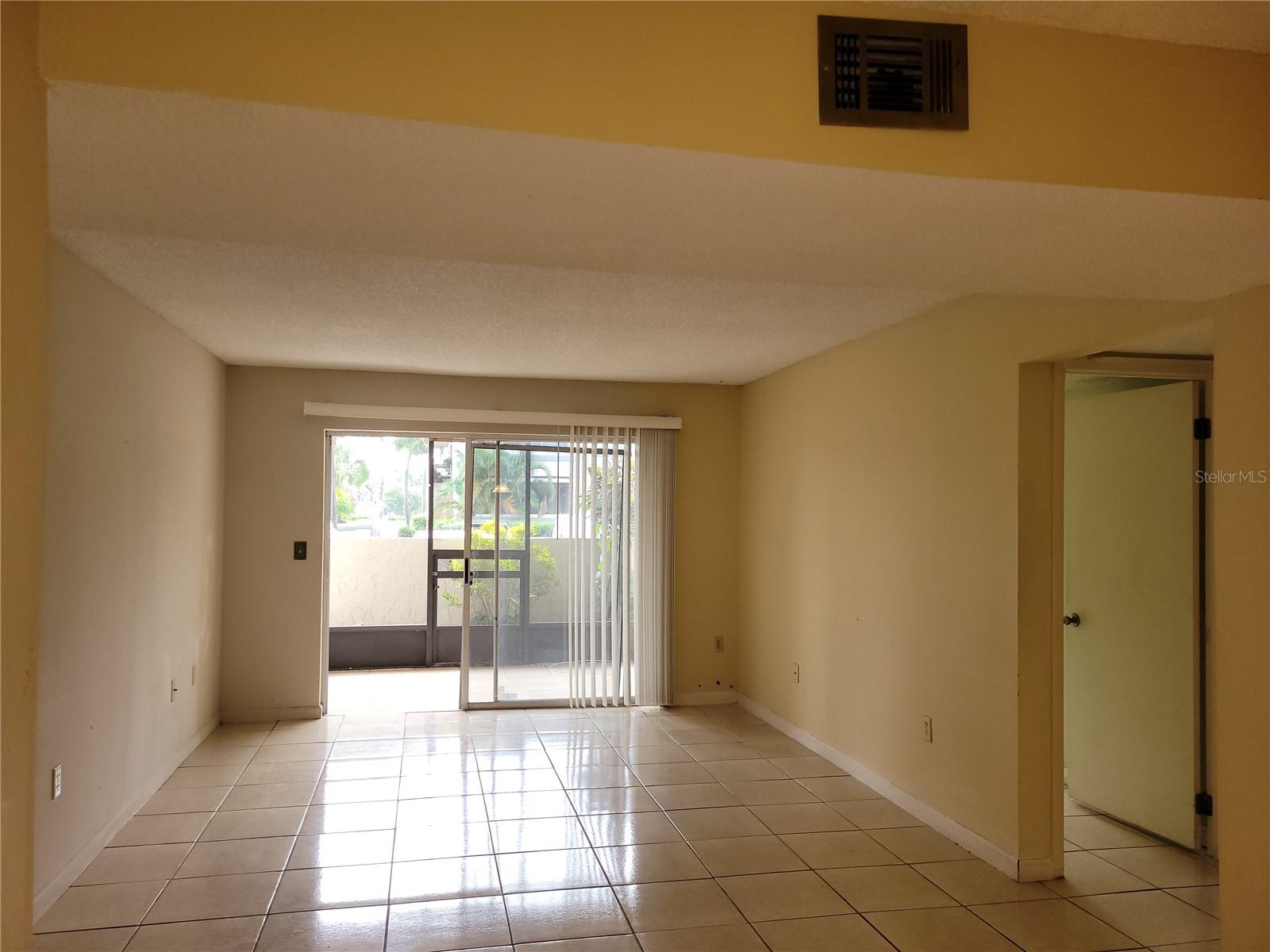 Image 3 of 17 For 6102 Curry Ford Road 103