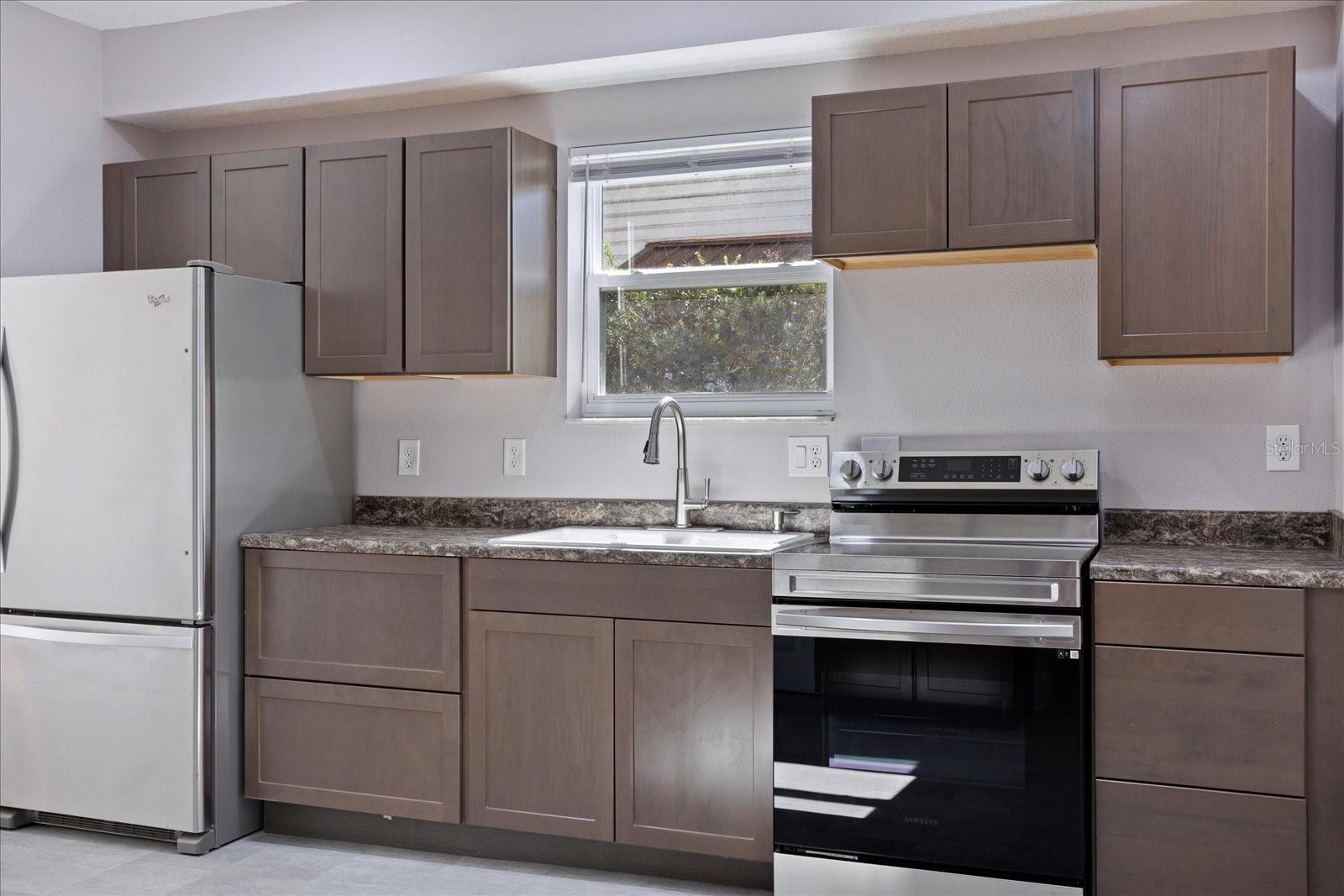 Image 10 of 20 For 706 New York Avenue