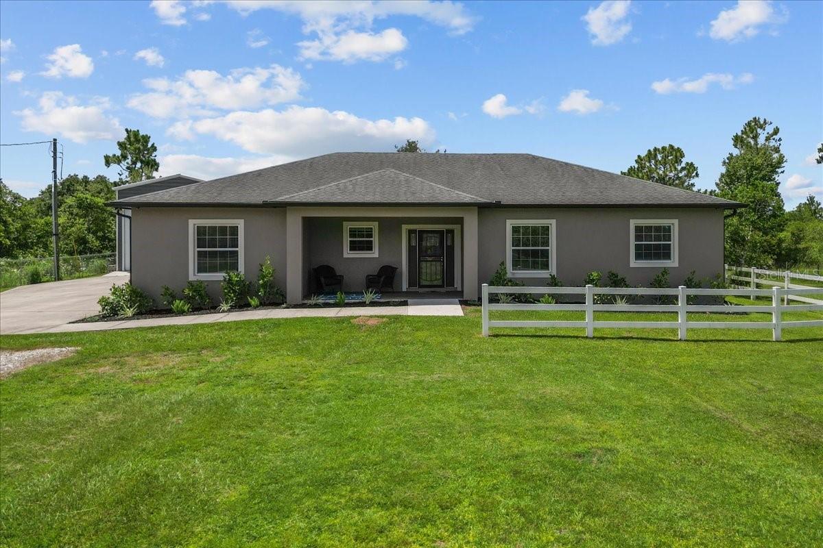 Image 2 of 51 For 18704 Northcliff Street