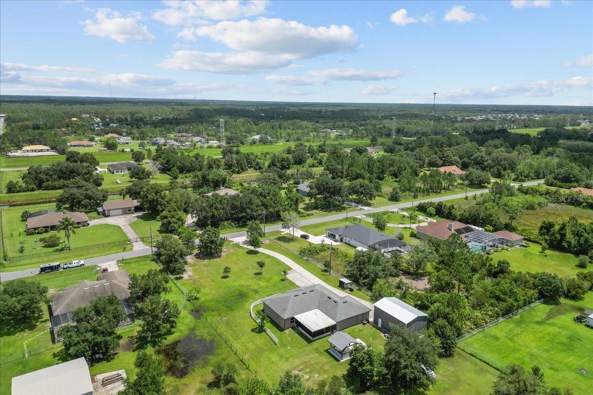 Image 47 of 51 For 18704 Northcliff Street