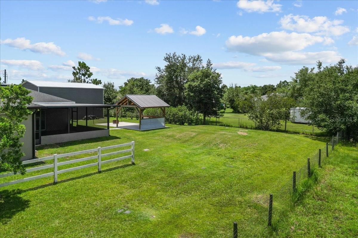 Image 49 of 51 For 18704 Northcliff Street