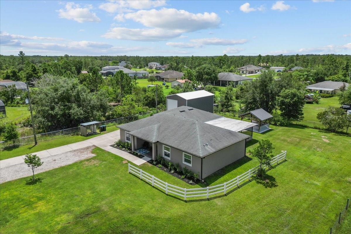 Image 7 of 51 For 18704 Northcliff Street