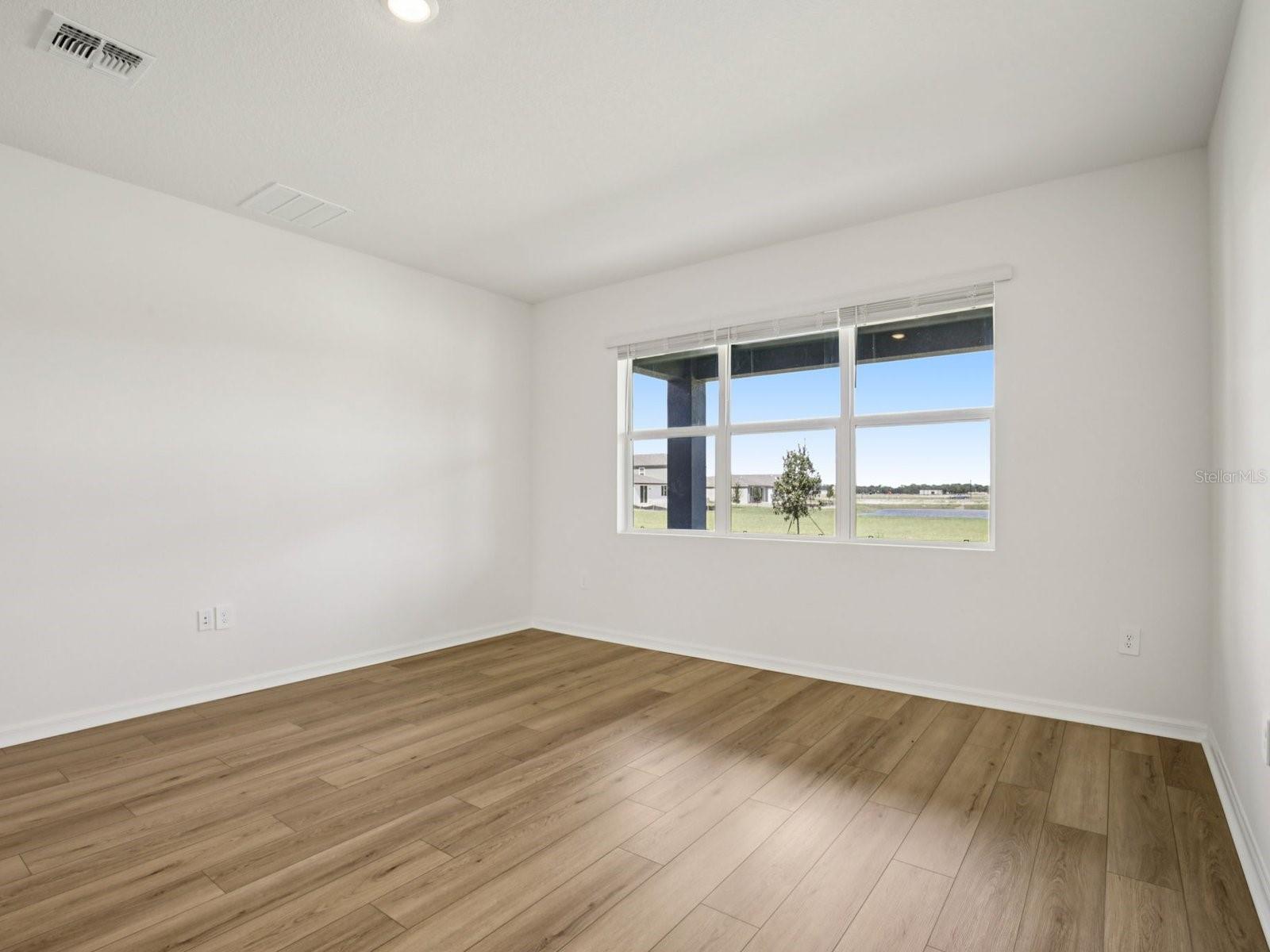 Image 19 of 45 For 9016 Venetia Court