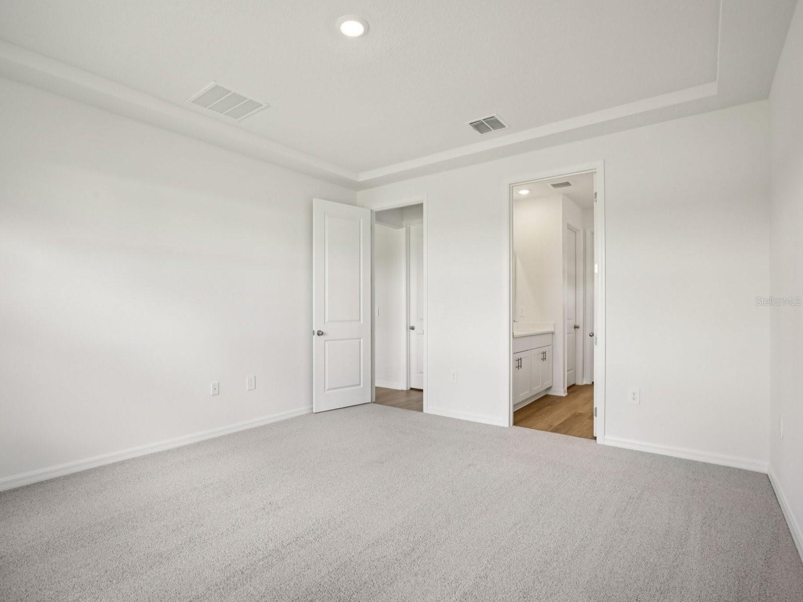 Image 22 of 45 For 9016 Venetia Court