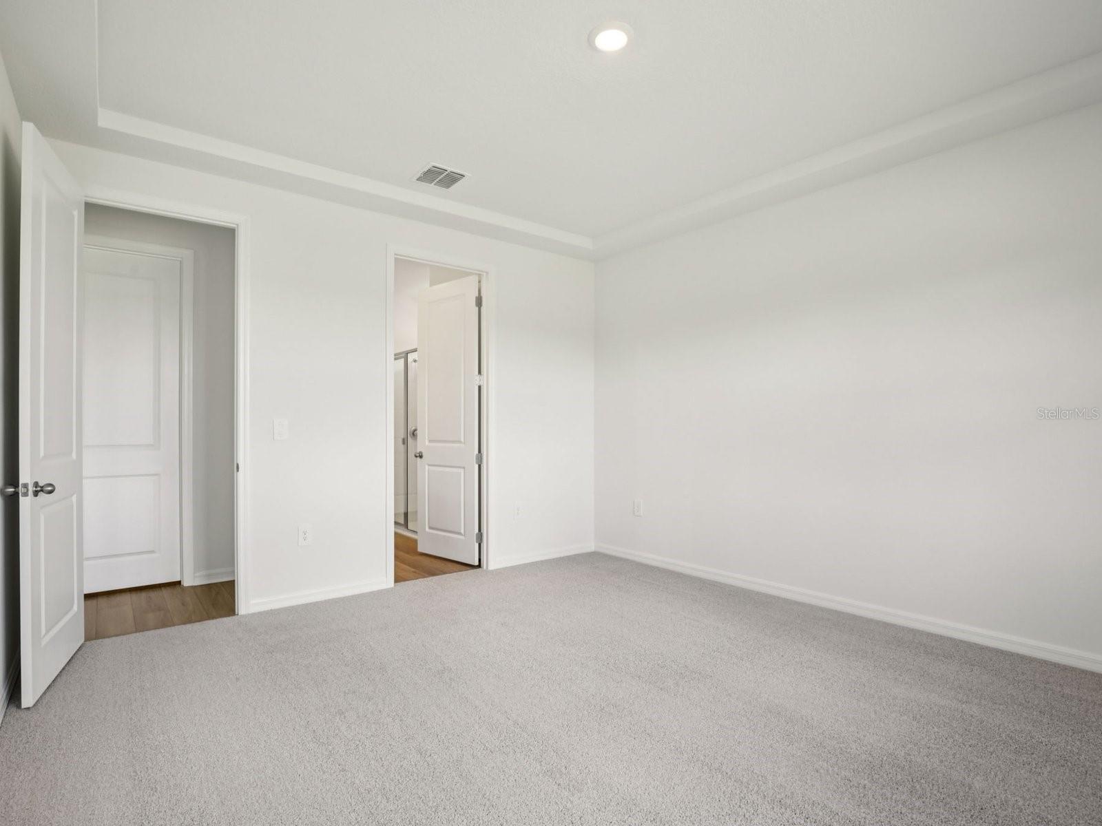 Image 23 of 45 For 9016 Venetia Court