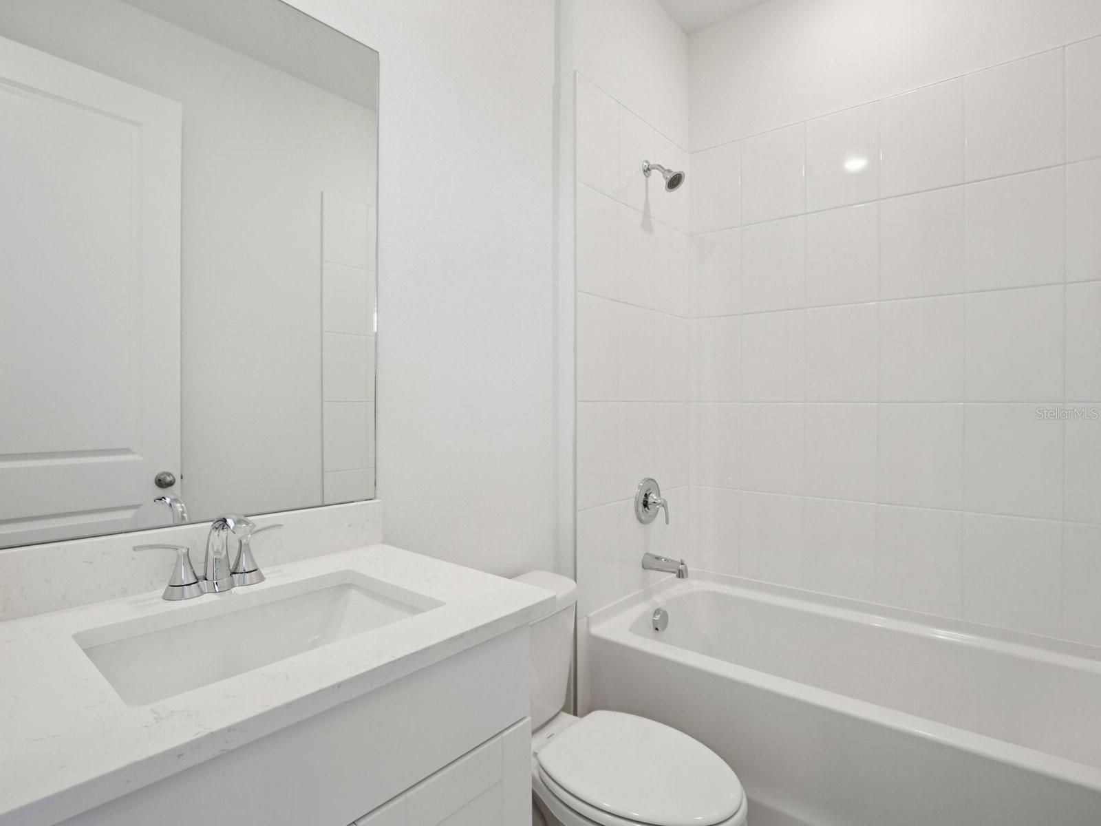 Image 18 of 44 For 13221 Shellmore Avenue