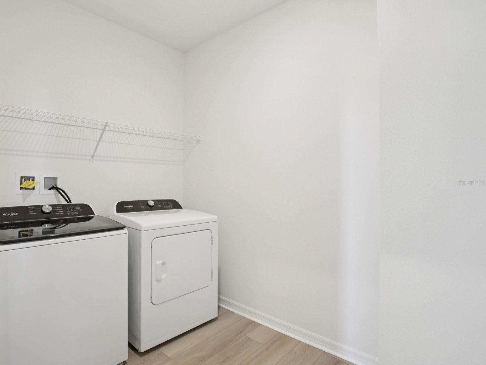 Image 24 of 44 For 13221 Shellmore Avenue