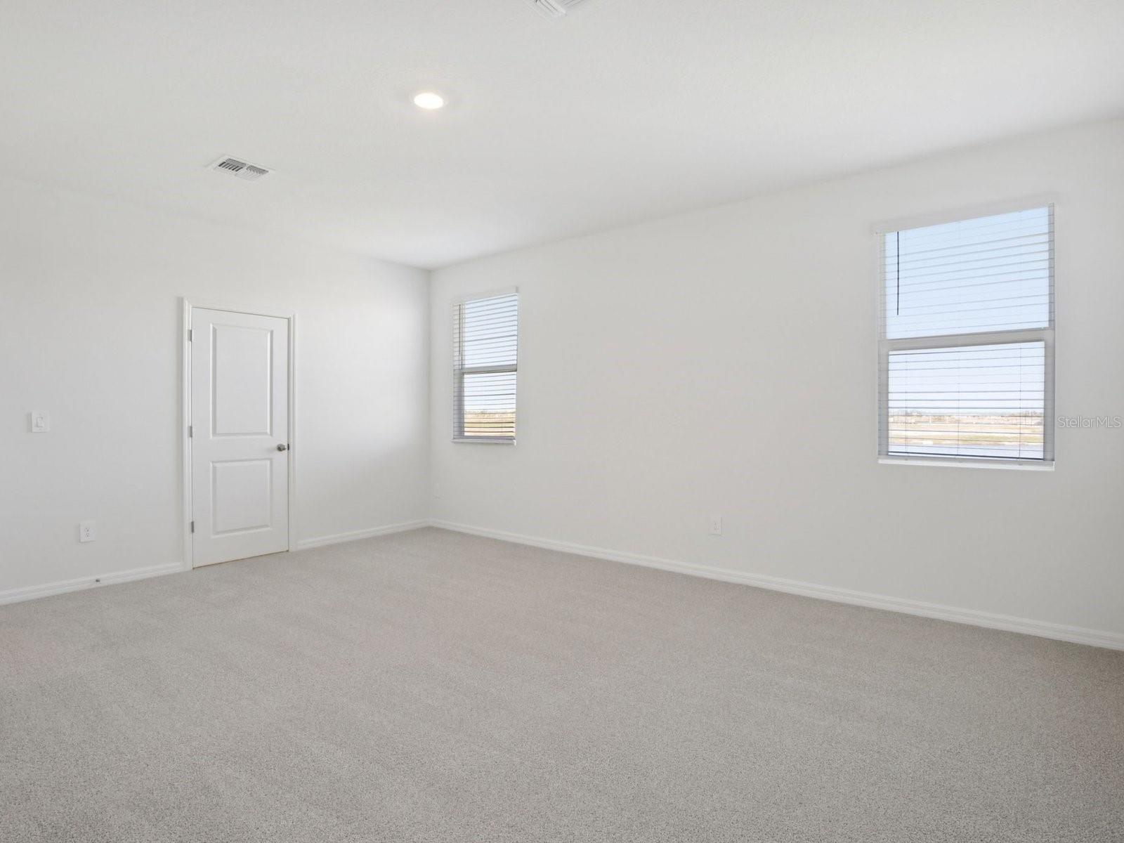 Image 31 of 44 For 13221 Shellmore Avenue