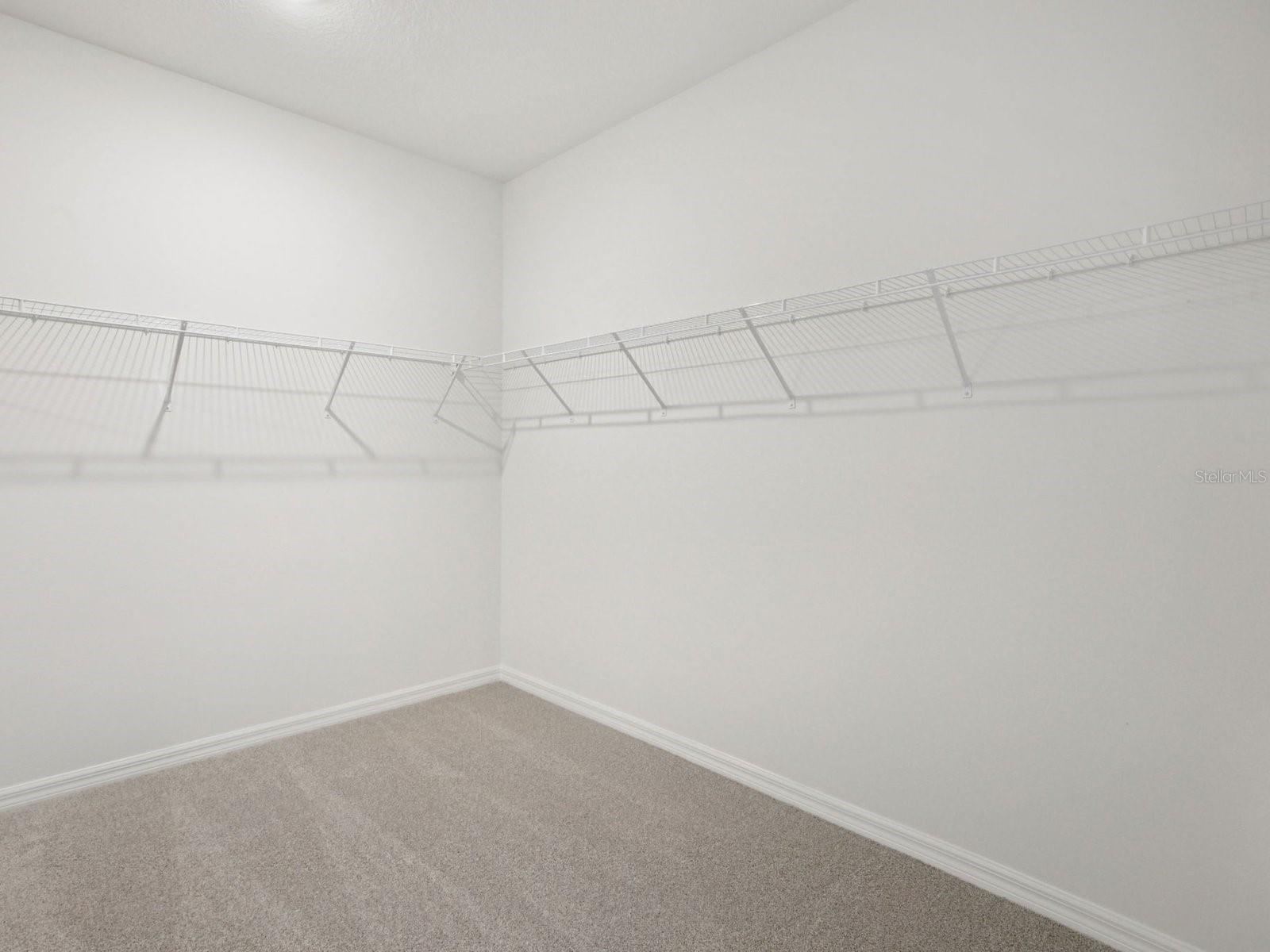 Image 36 of 44 For 13221 Shellmore Avenue