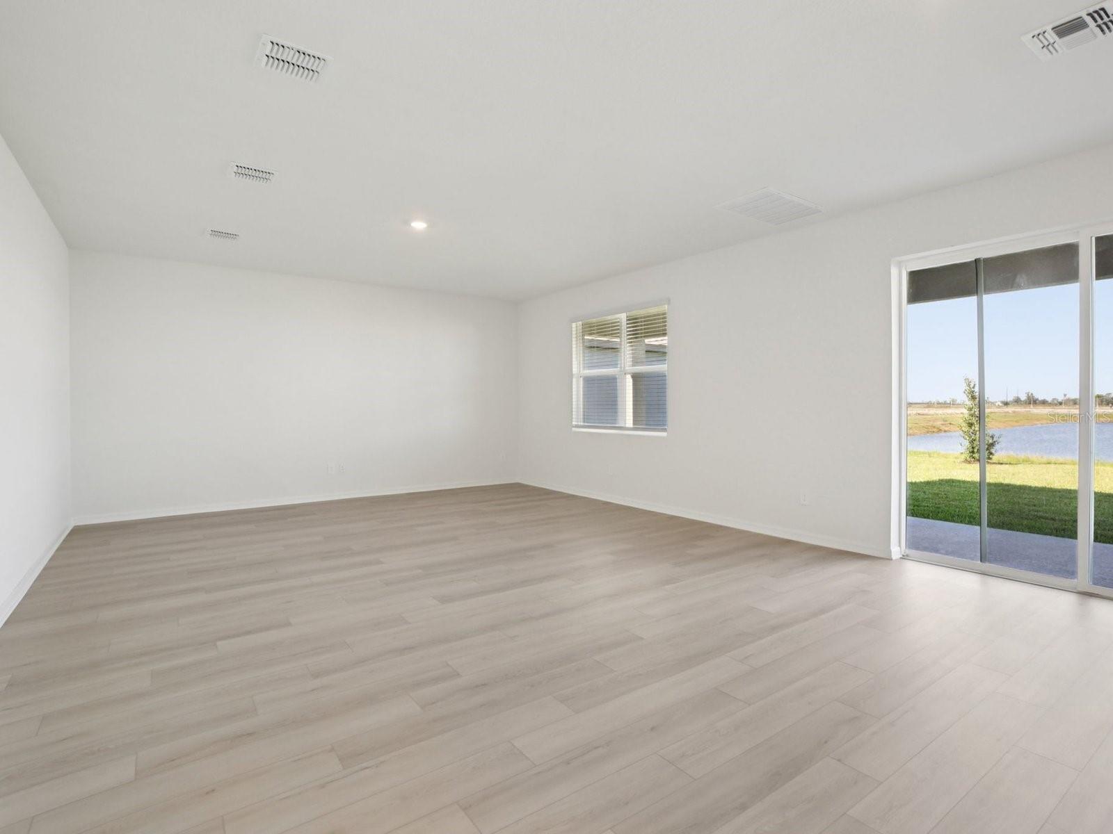 Image 8 of 44 For 13221 Shellmore Avenue