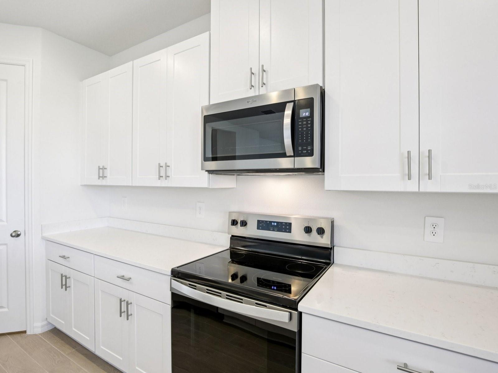 Image 12 of 46 For 13311 Shellmore Avenue