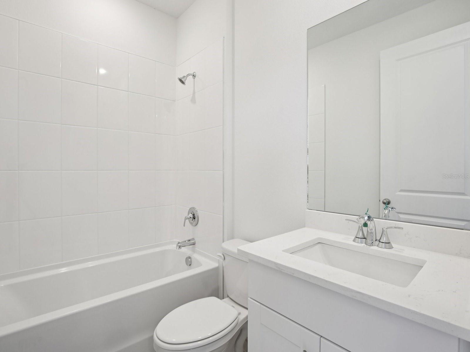 Image 18 of 46 For 13311 Shellmore Avenue