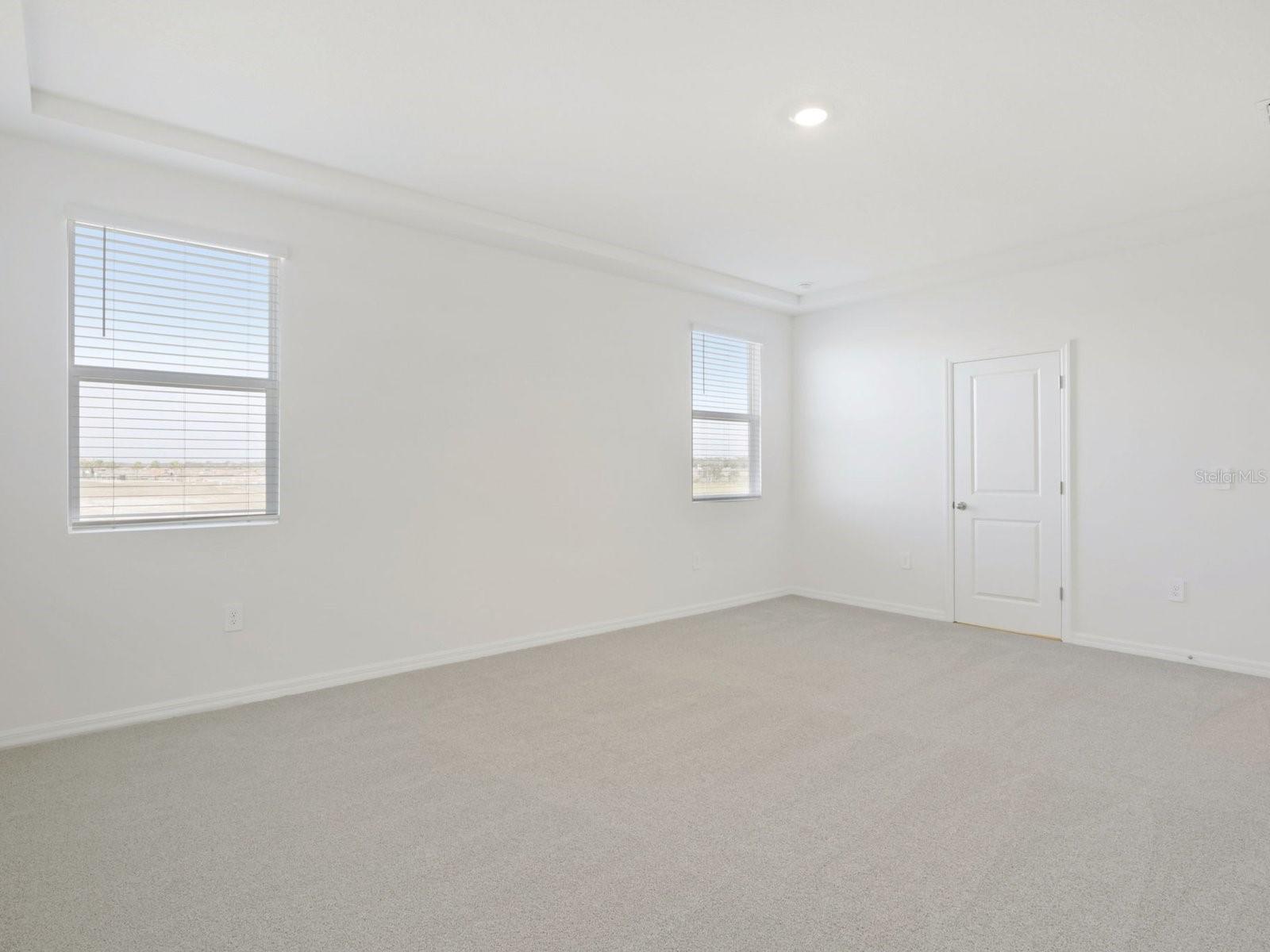 Image 26 of 46 For 13311 Shellmore Avenue