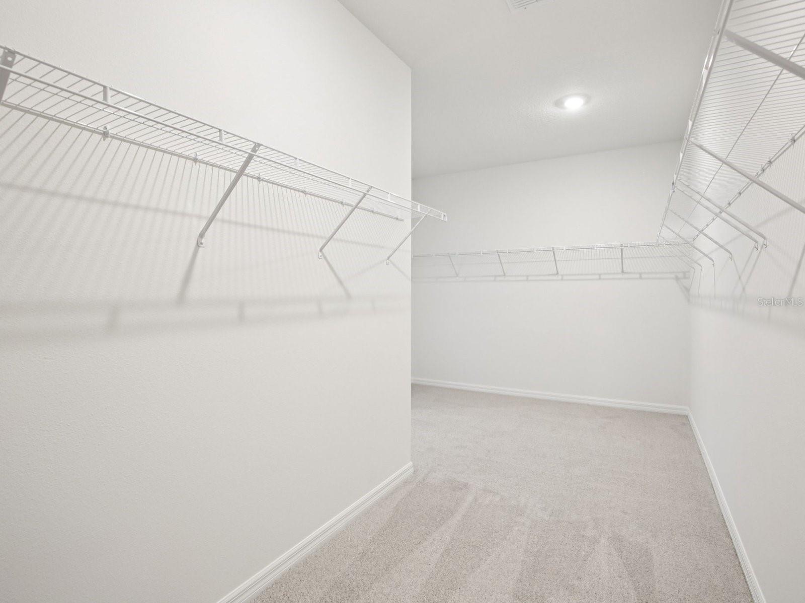 Image 33 of 46 For 13311 Shellmore Avenue