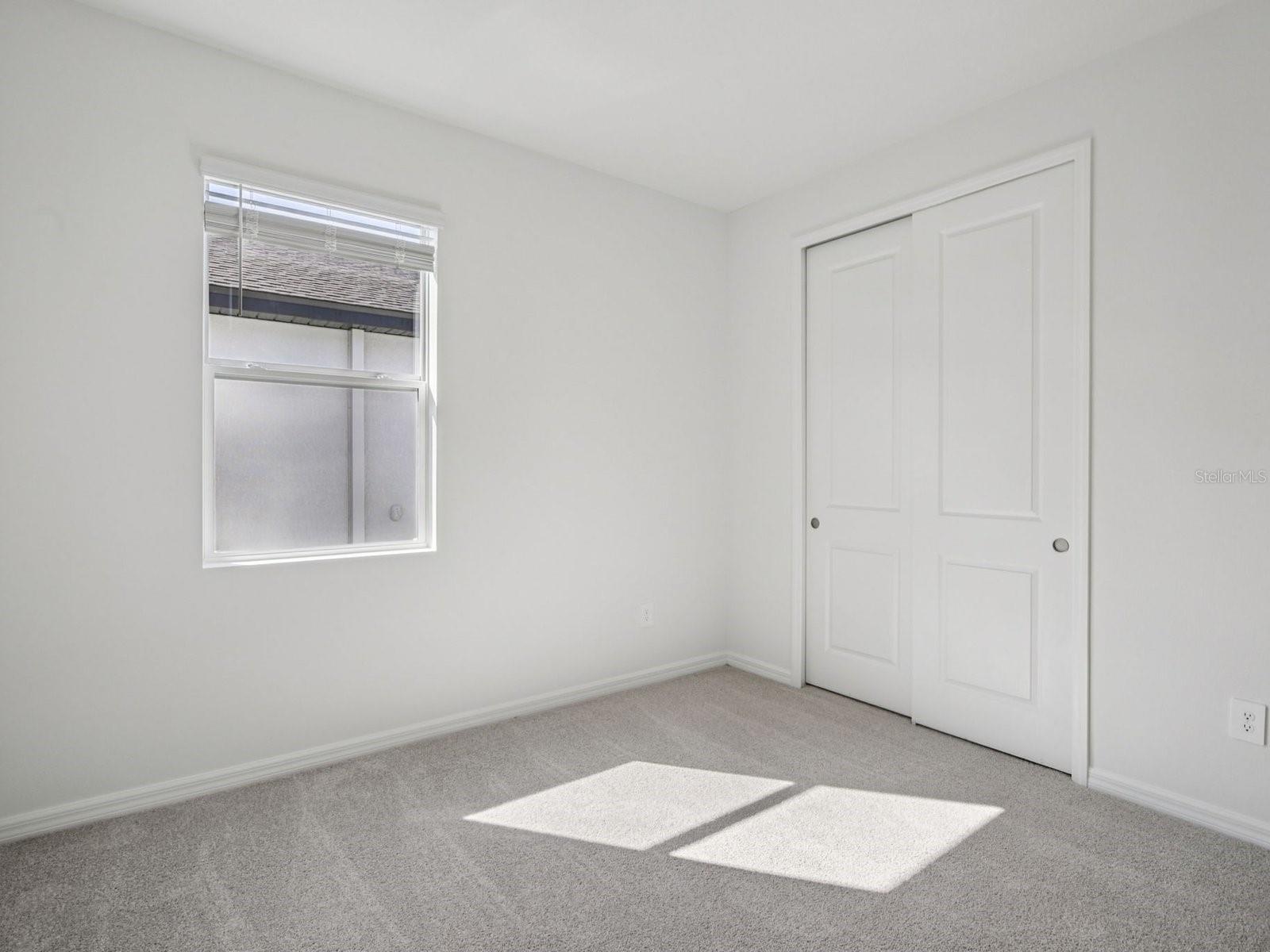 Image 26 of 33 For 13310 Shellmore Avenue