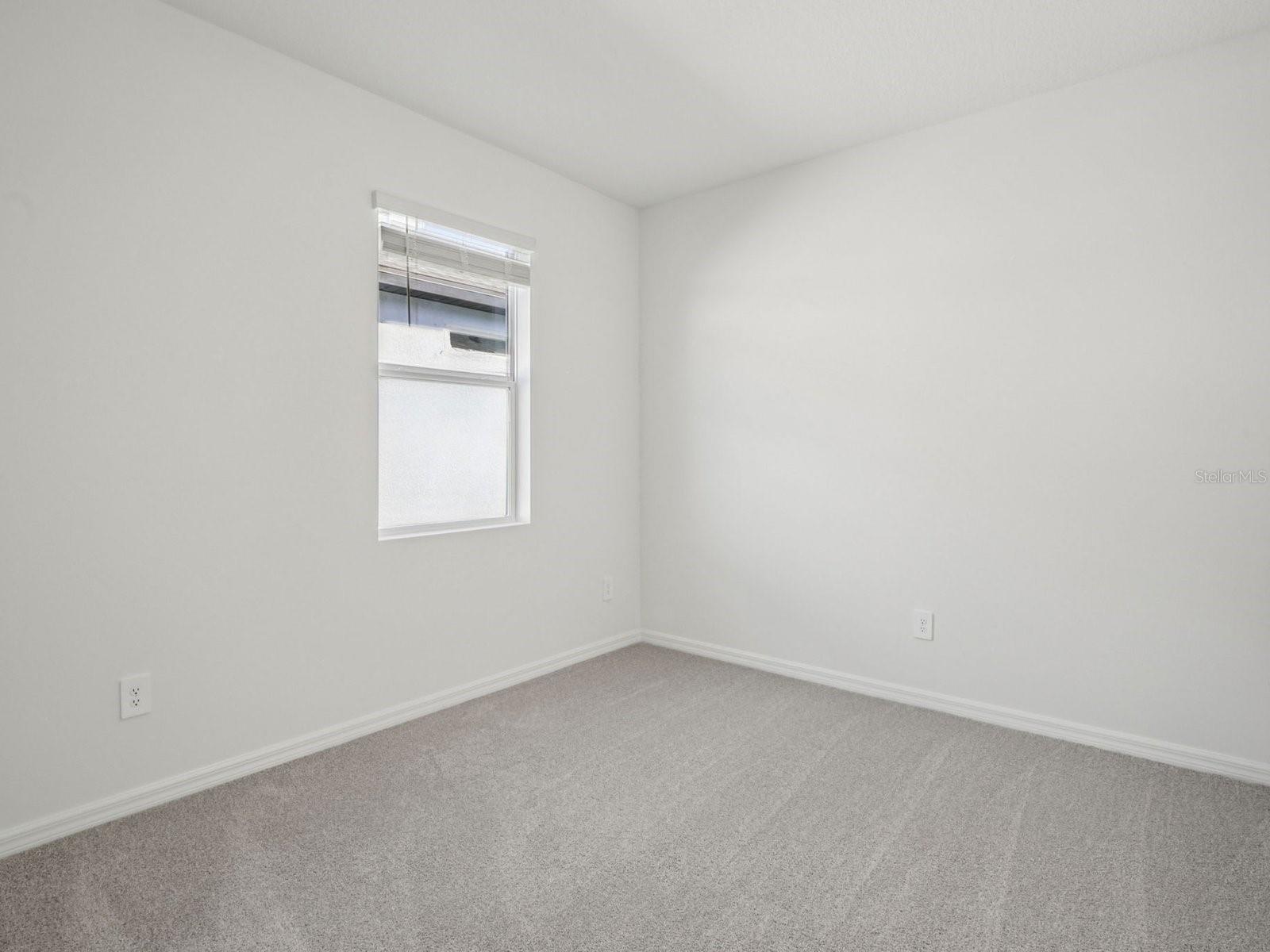 Image 29 of 33 For 13310 Shellmore Avenue