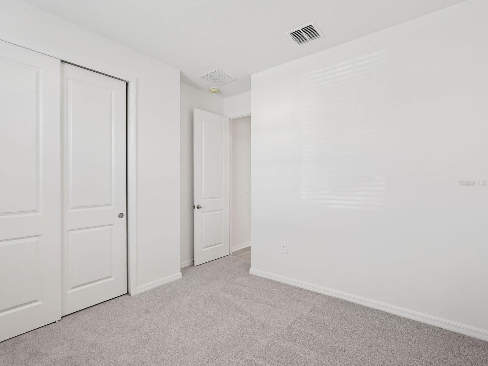 Image 15 of 34 For 13306 Shellmore Avenue