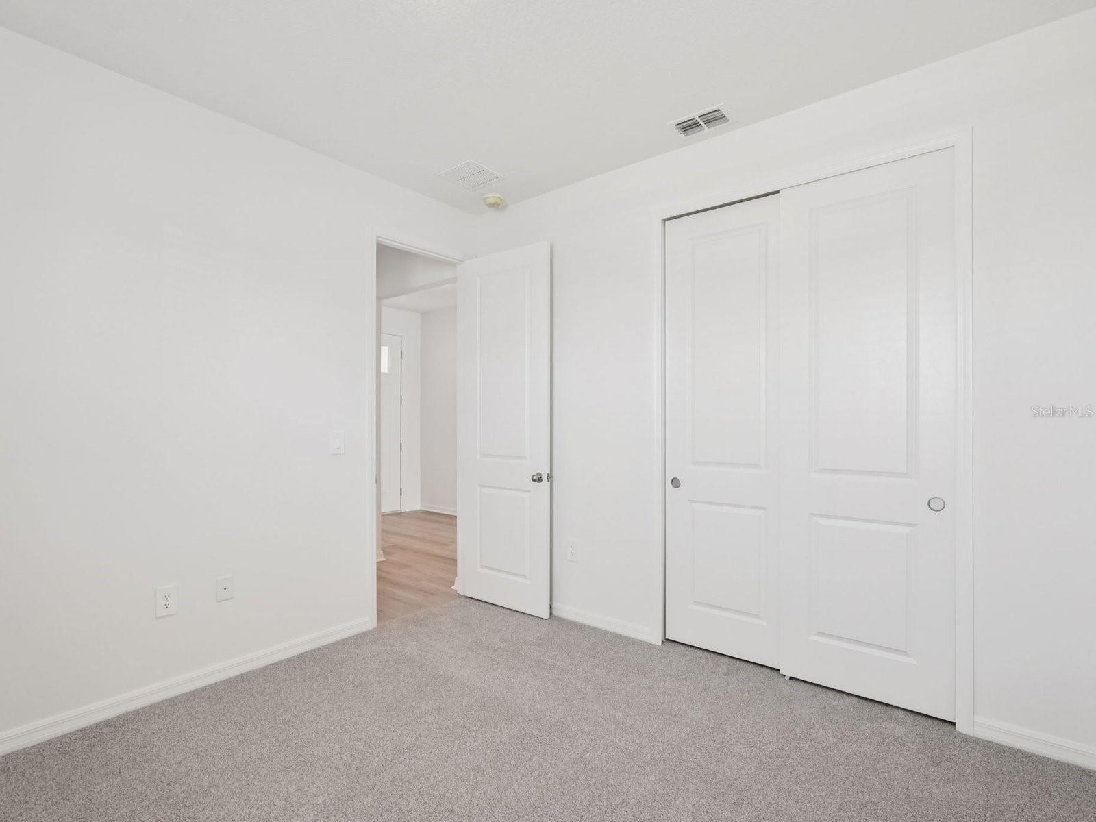 Image 20 of 34 For 13306 Shellmore Avenue