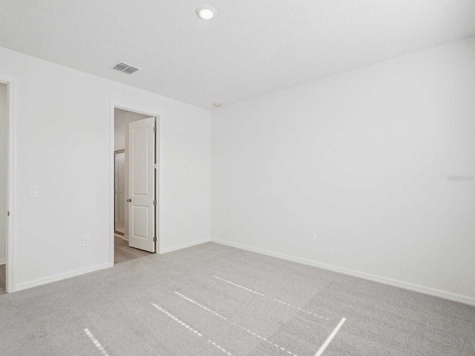 Image 26 of 34 For 13306 Shellmore Avenue