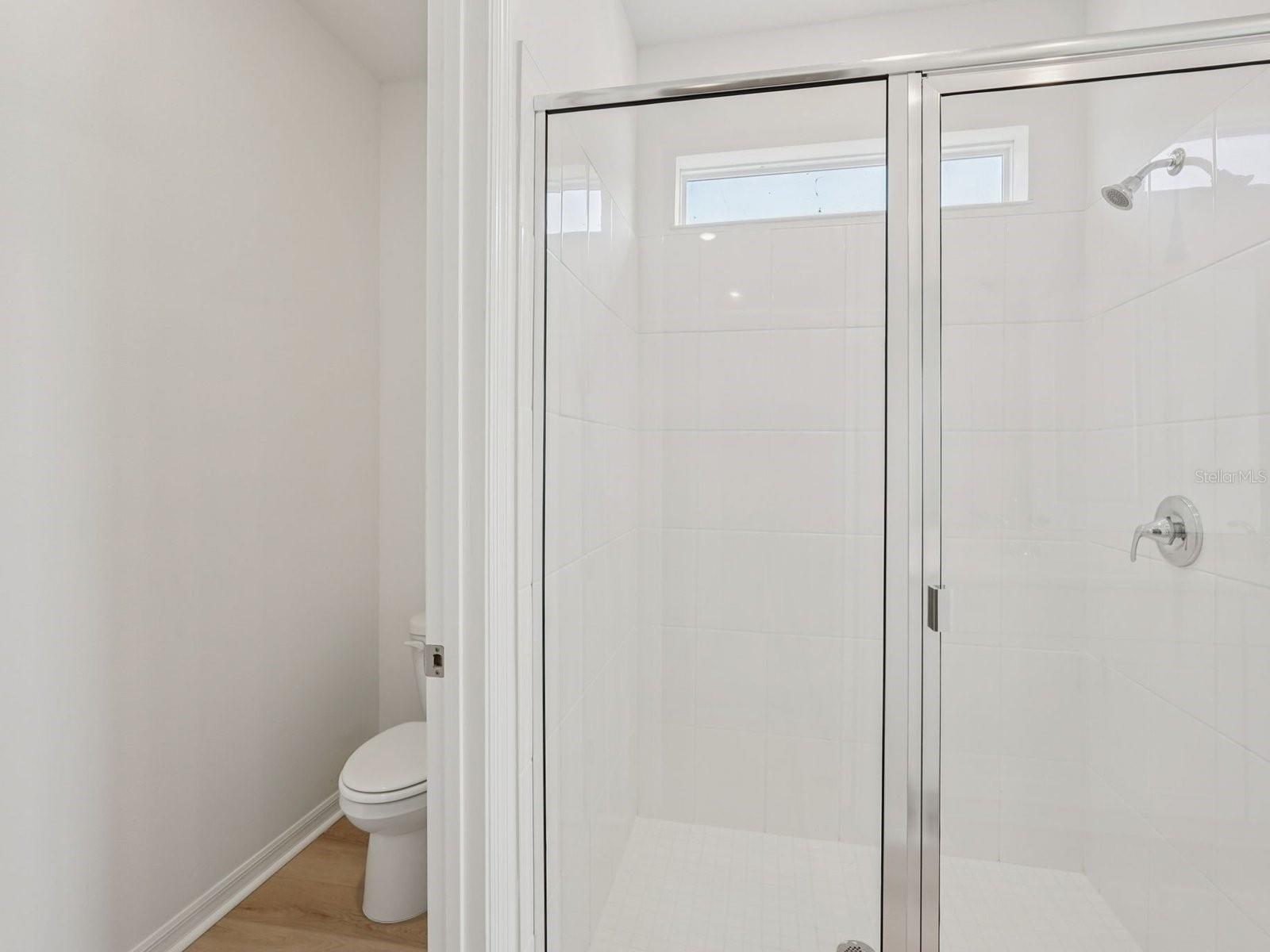 Image 31 of 34 For 13306 Shellmore Avenue