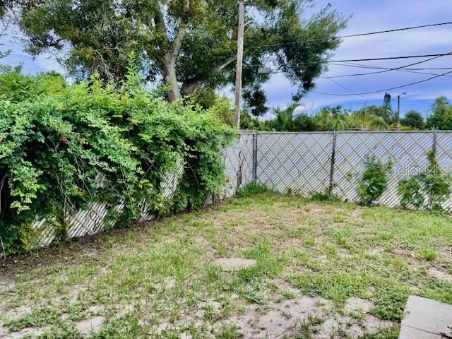 Image 18 of 21 For 6010 42nd Avenue N