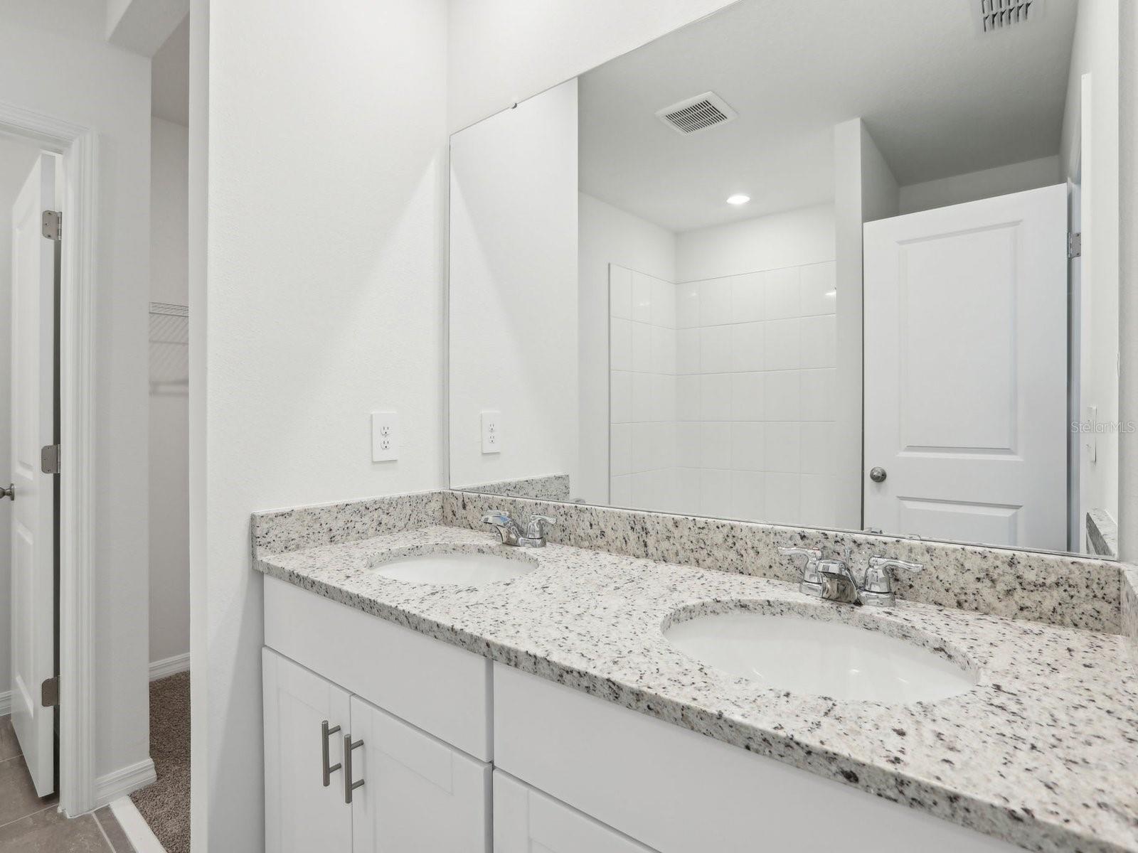 Image 28 of 36 For 1361 Oak Valley Drive