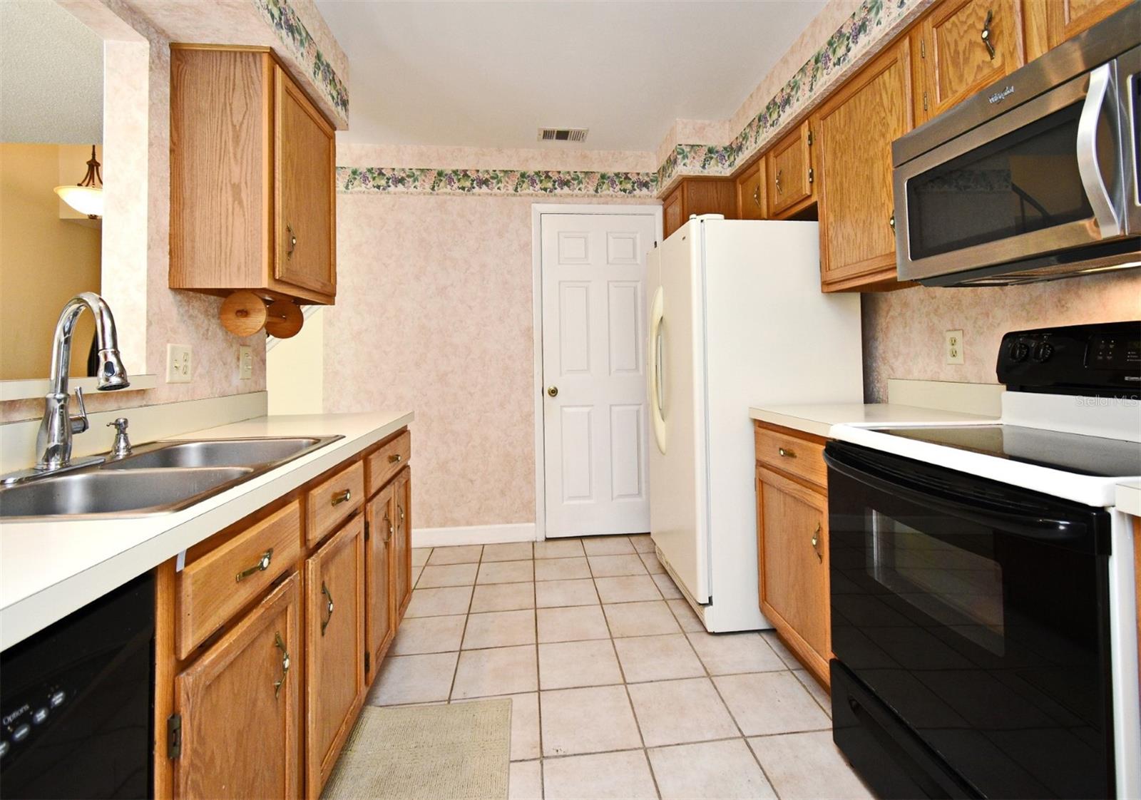 Image 10 of 32 For 2732 Brandon Circle