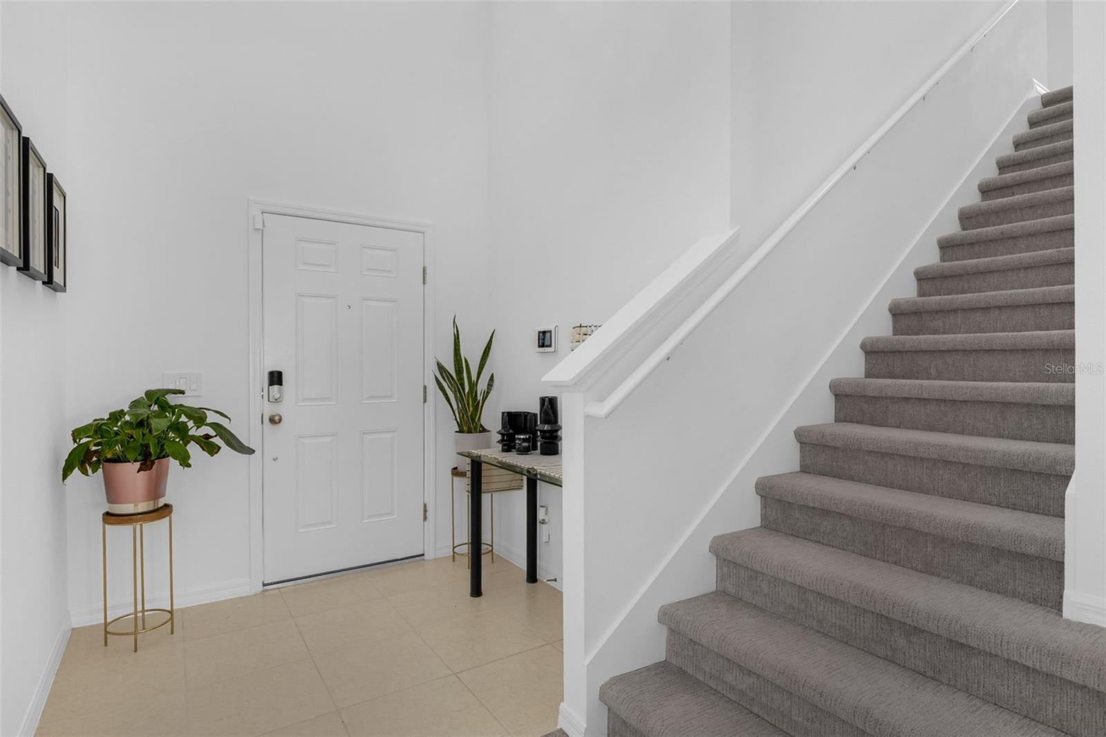 Image 11 of 30 For 5253 Royal Point Avenue