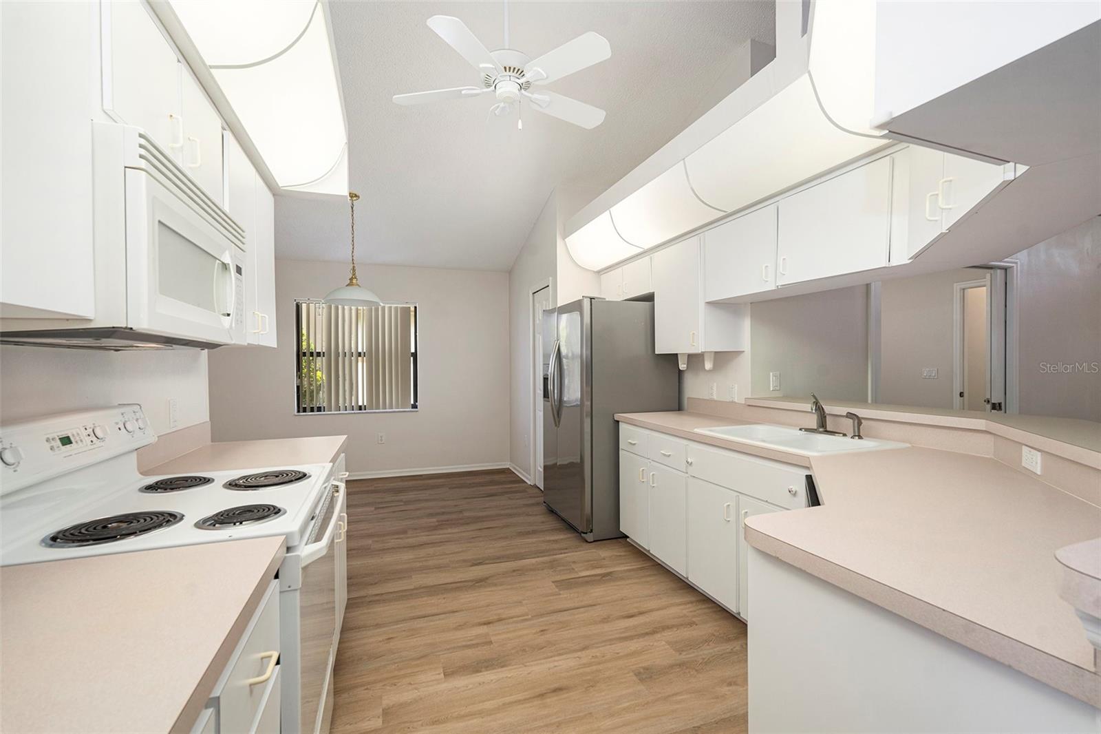 Image 11 of 25 For 9135 Halberg Drive