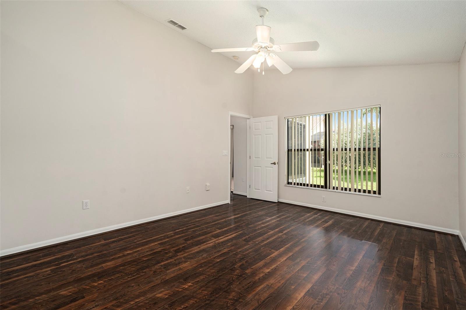 Image 14 of 25 For 9135 Halberg Drive