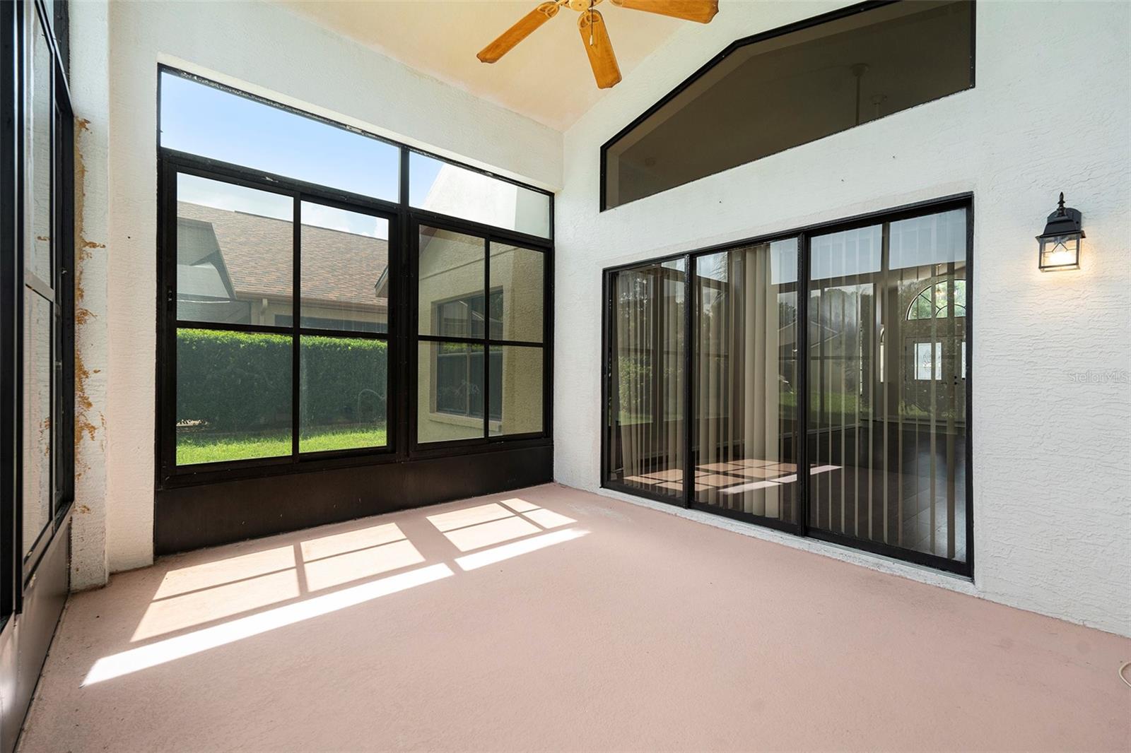 Image 22 of 25 For 9135 Halberg Drive