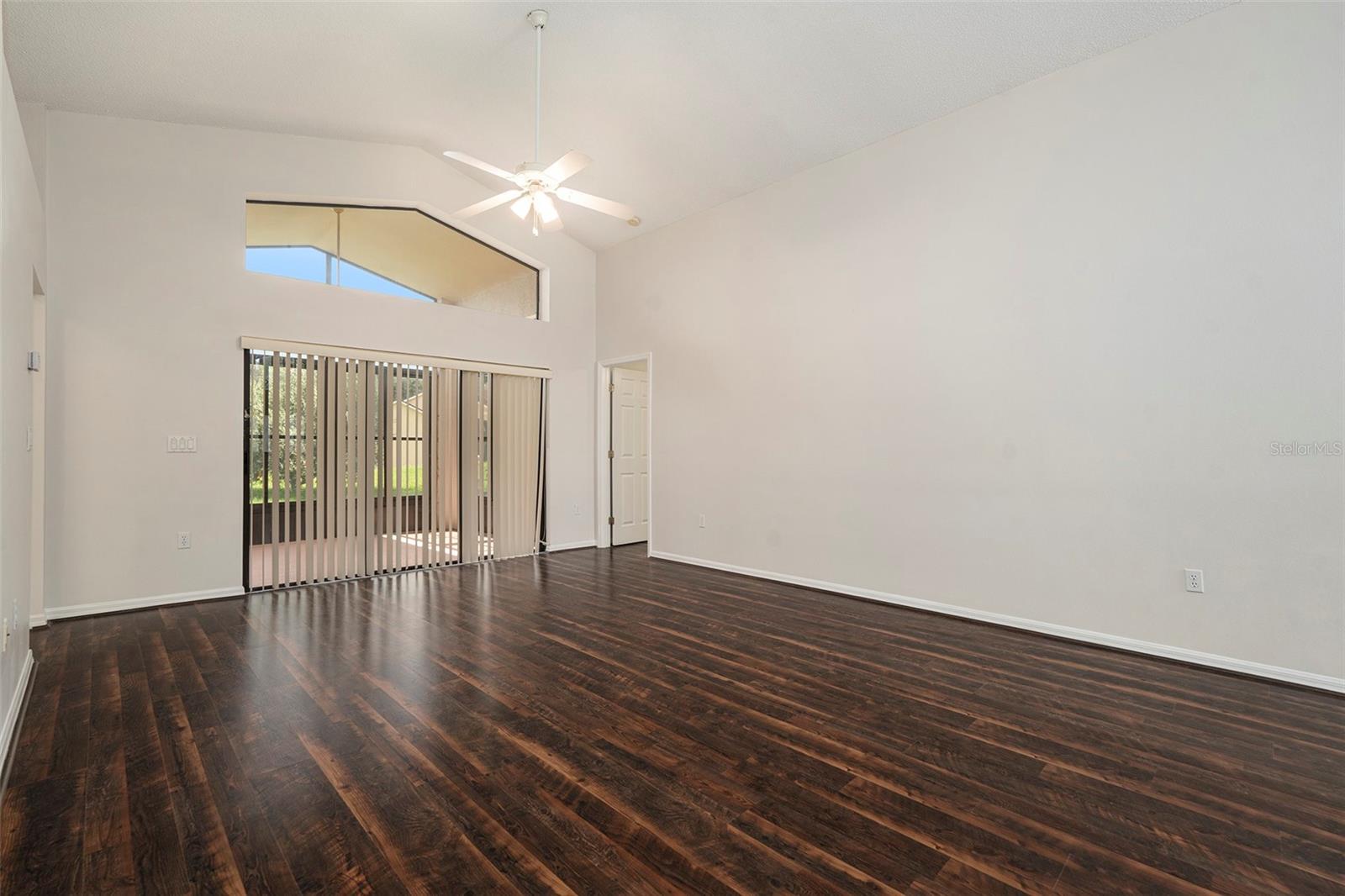 Image 4 of 25 For 9135 Halberg Drive