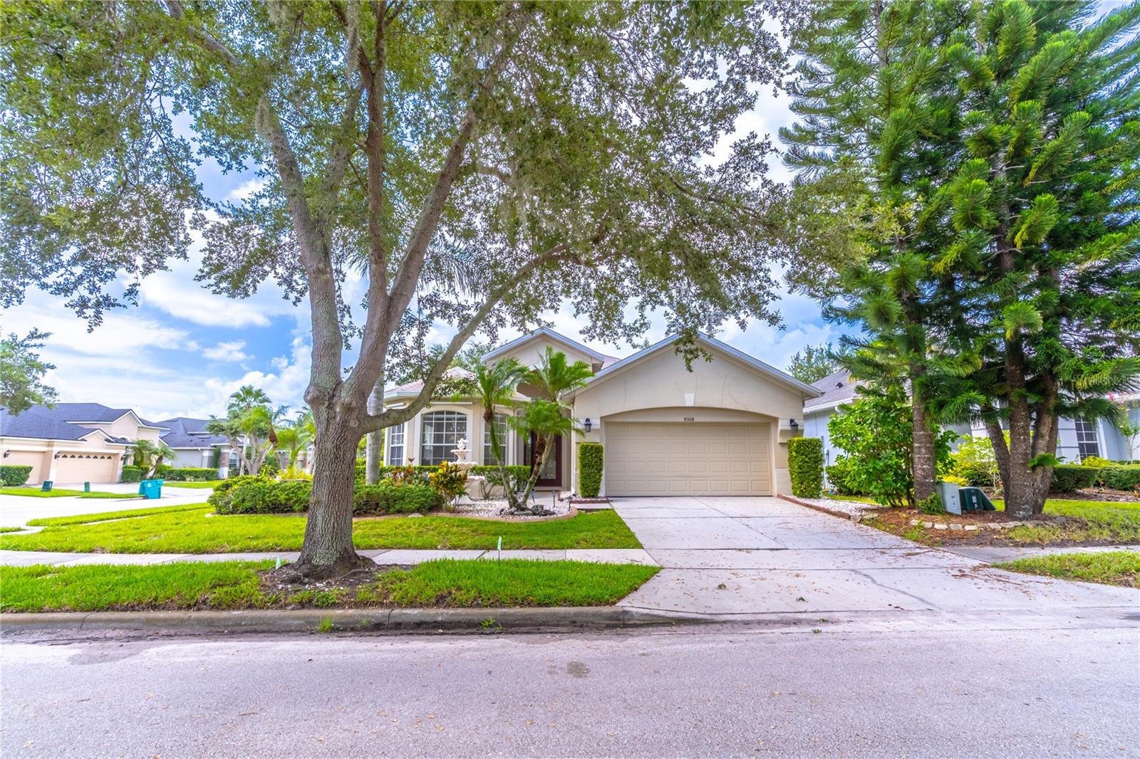 Details for 8508 Lake Waverly Lane, ORLANDO, FL 32829