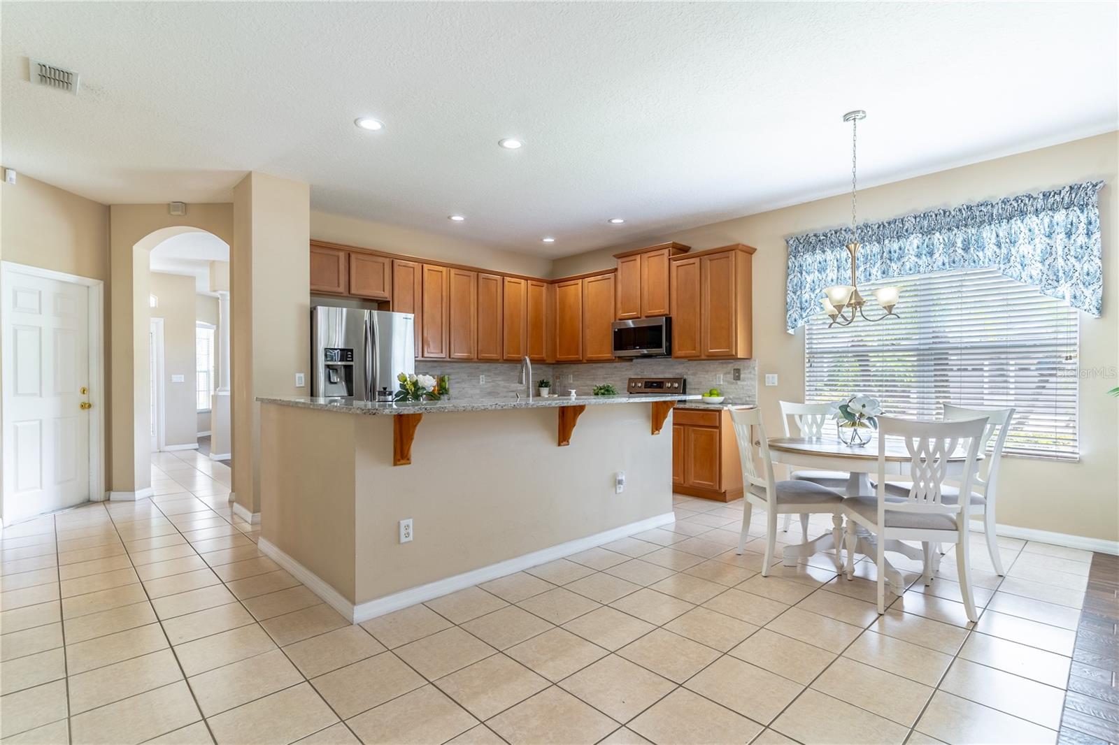 Image 11 of 48 For 8508 Lake Waverly Lane