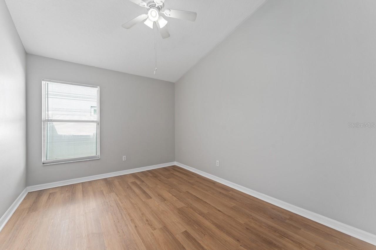 Image 17 of 31 For 11635 Deer Path Way