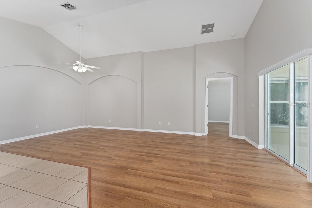 Image 2 of 31 For 11635 Deer Path Way