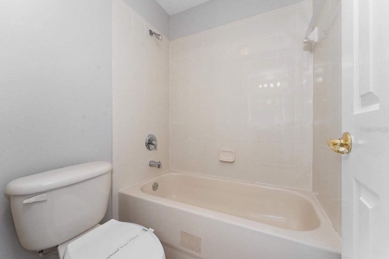 Image 20 of 31 For 11635 Deer Path Way