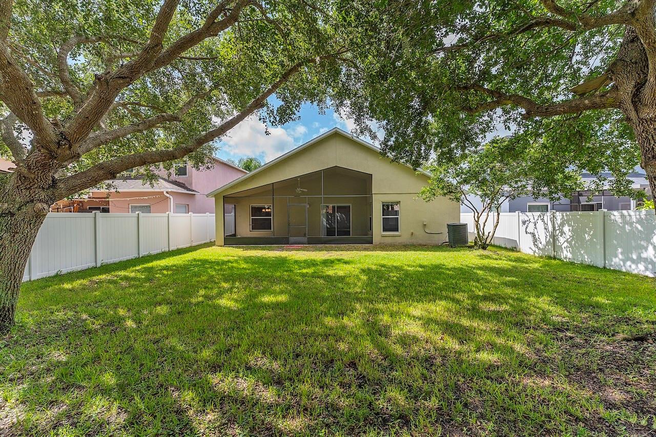 Image 28 of 31 For 11635 Deer Path Way
