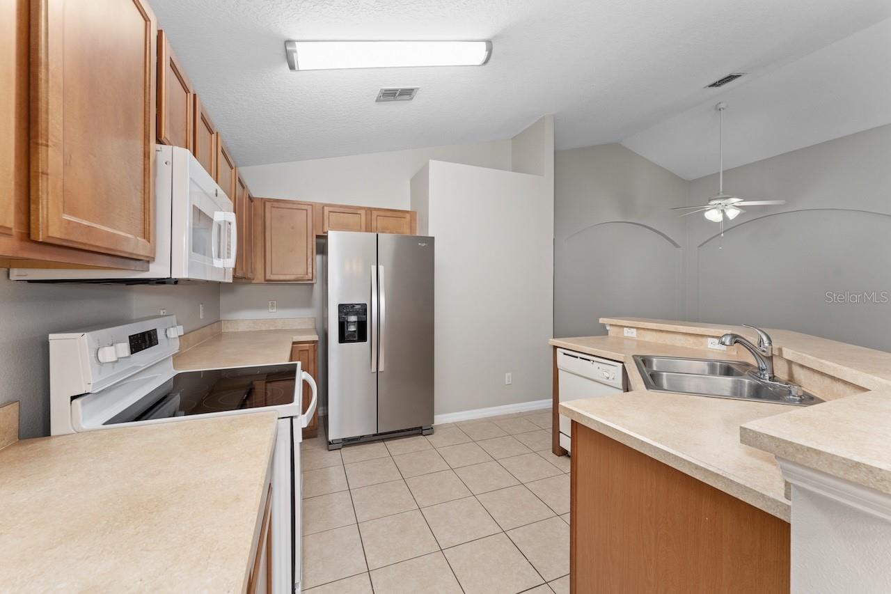 Image 5 of 31 For 11635 Deer Path Way